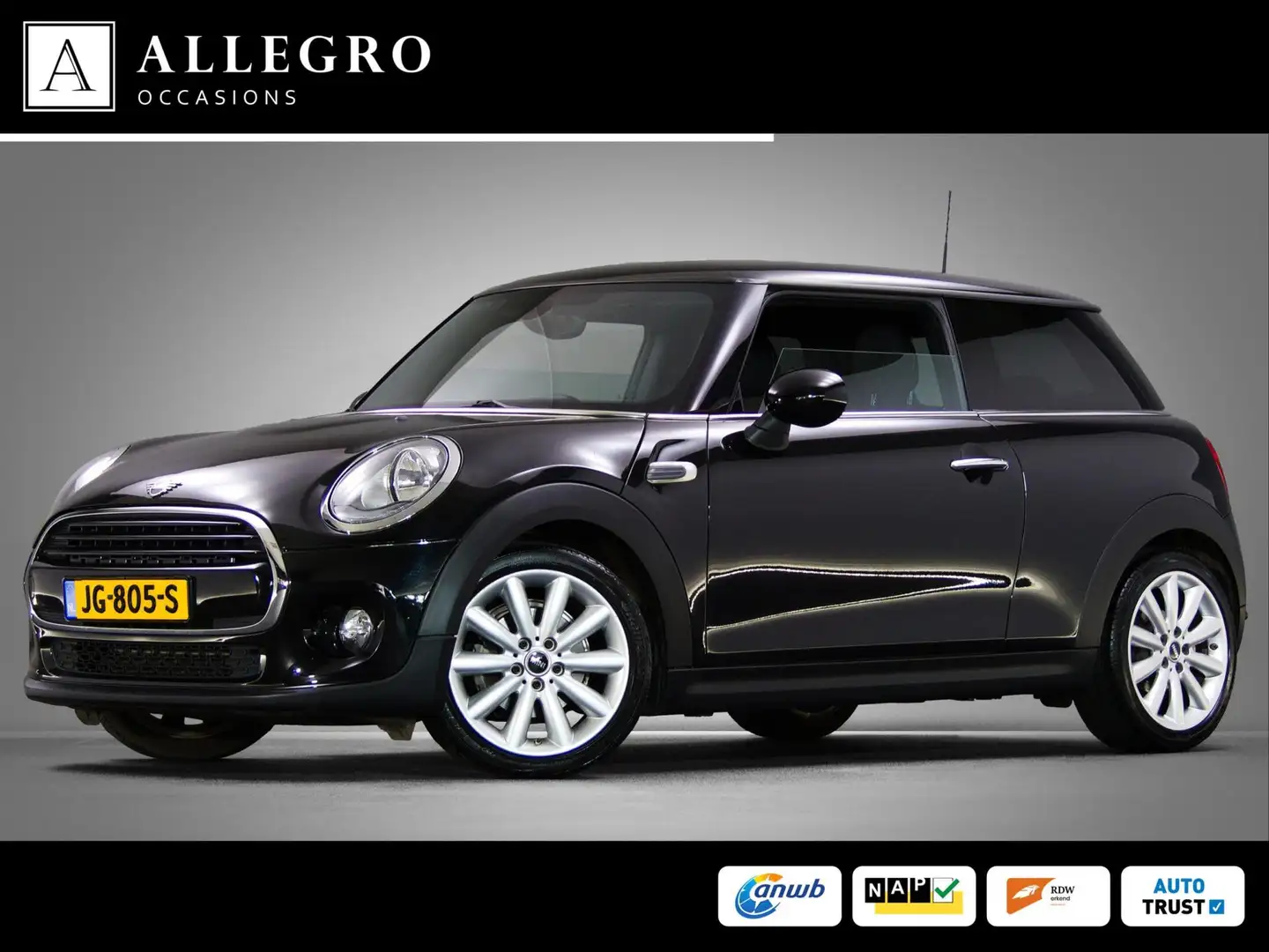 MINI Cooper 1.5 Business Sport (NAVIGATIESYSTEEM, CRUISE CONTR Zwart - 1