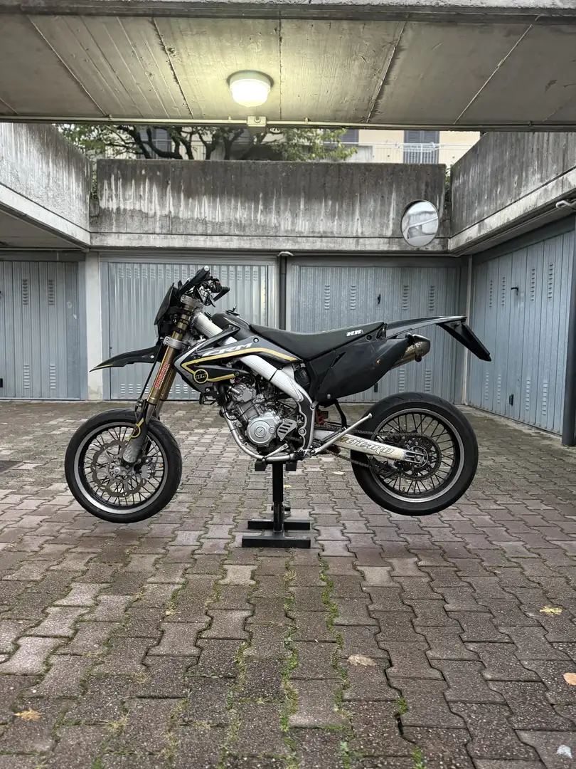 HM CRM Basic F125 X Nero - 2