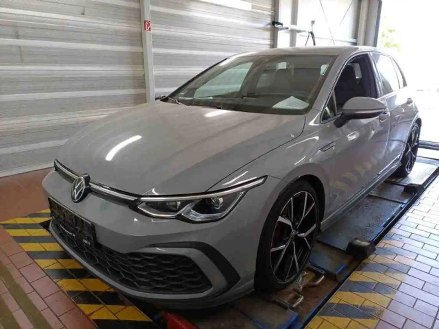 Volkswagen Golf GTD NAVI LED+ SITZH LM19 Grau - 2