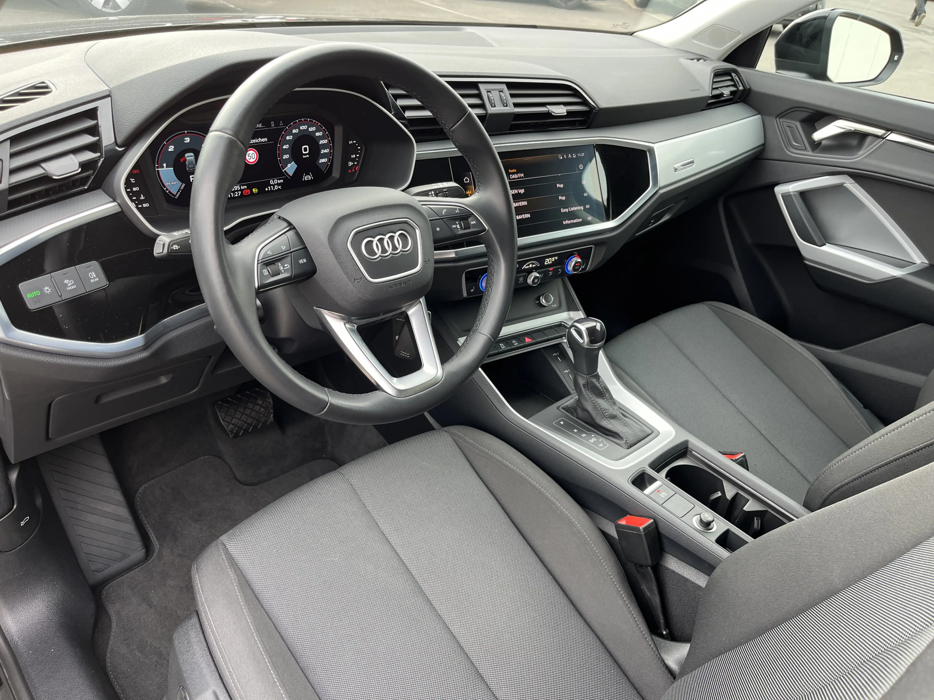 Audi Q3 35 2.0 TDI S tronic advanced 156€ m.20% Anz. AHK — photo 11