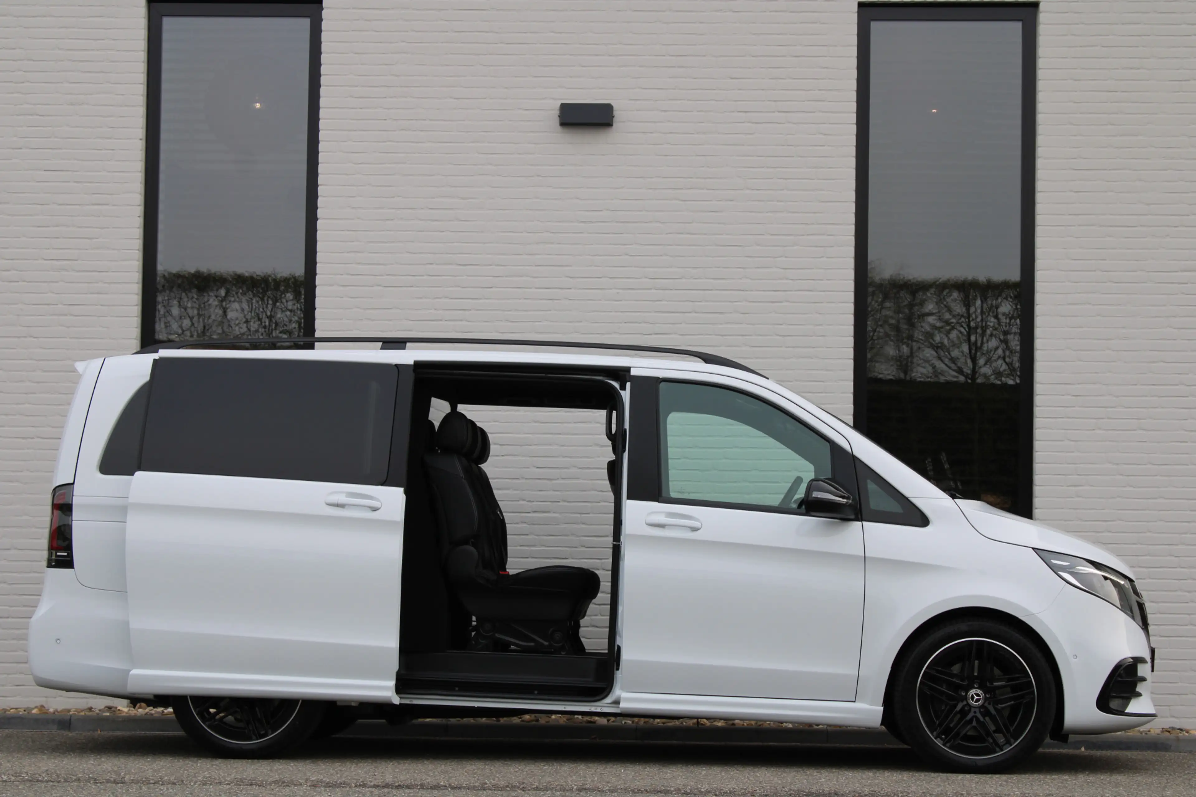 Mercedes-Benz V 250 250d / DC / AMG / 2x Elec Schuifdeur / Camera / Vo — photo 13