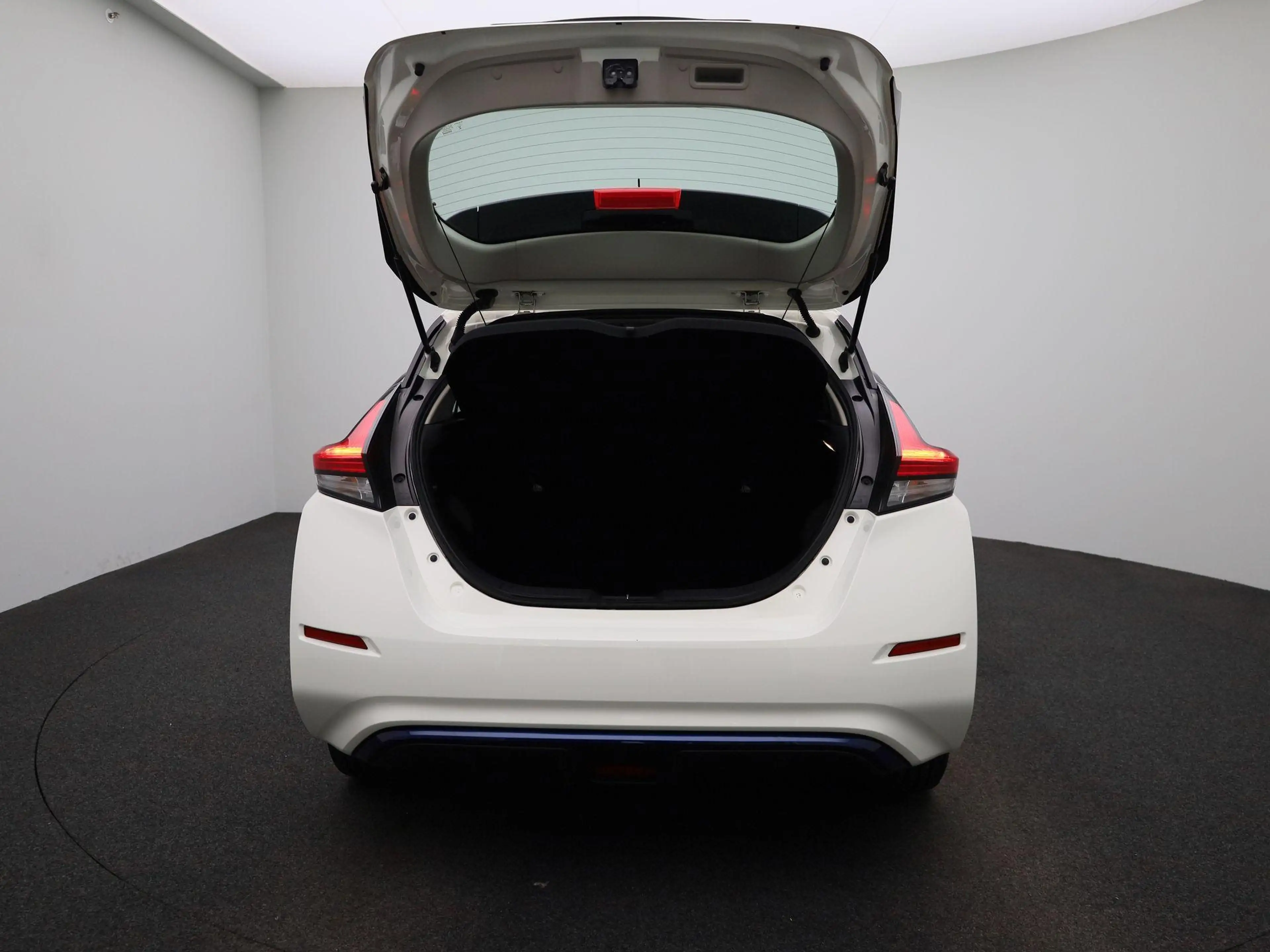Nissan Leaf Acenta 40 kWh NAVI | CAMERA | Tel. — photo 11