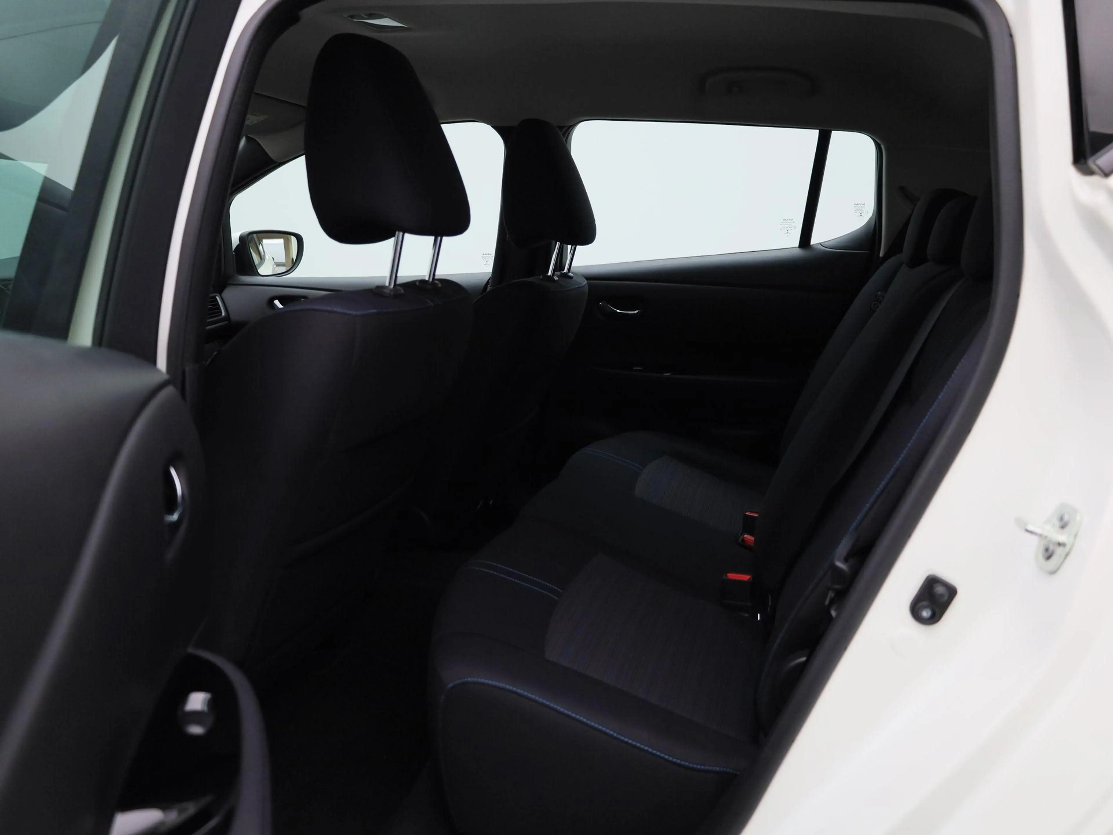 Nissan Leaf Acenta 40 kWh NAVI | CAMERA | Tel. — photo 10