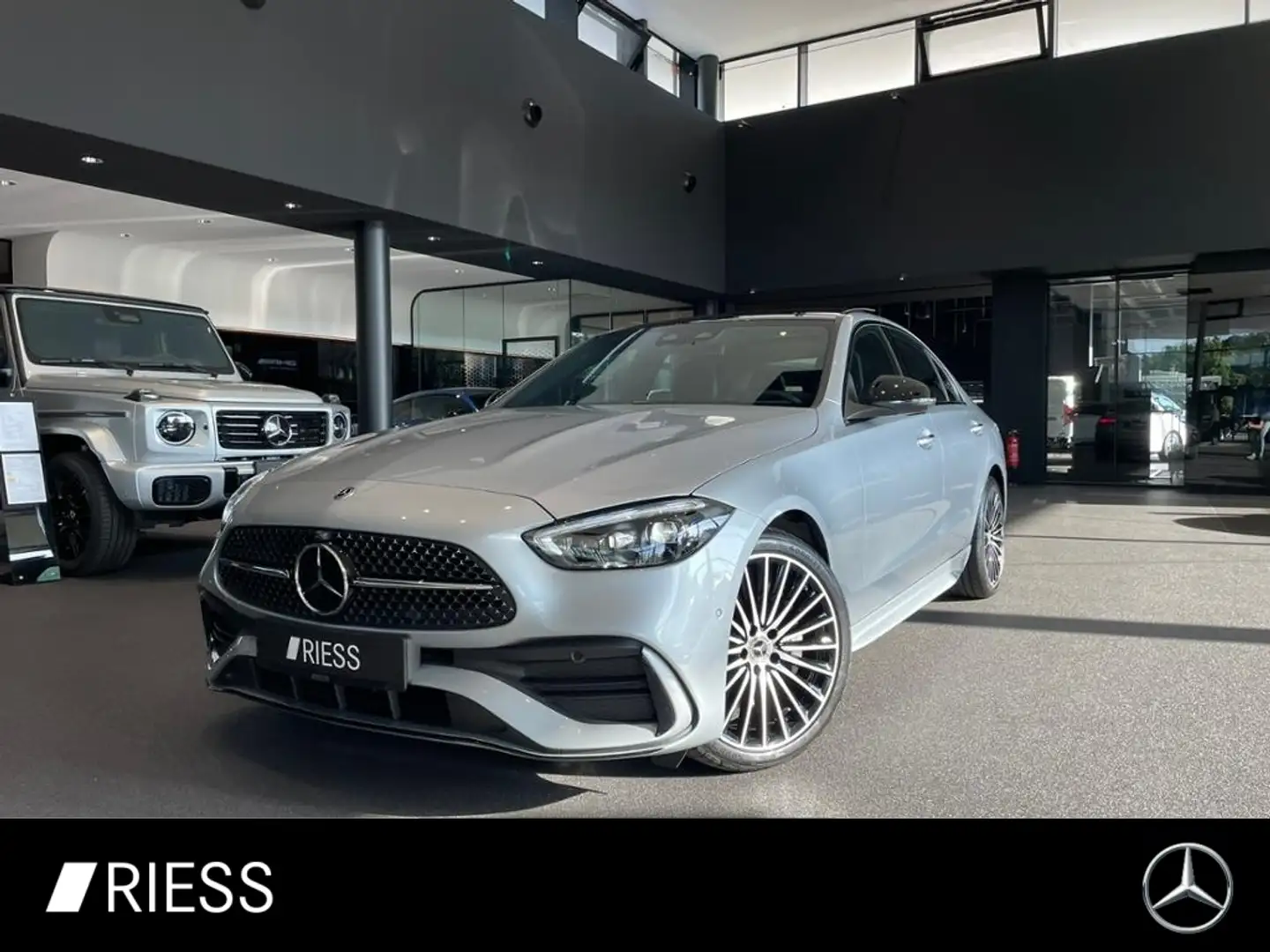 Mercedes-Benz C 300 d 4M AMG+PANO+DISTR+HA LENK+HUD+STDHZG+ Silber - 1
