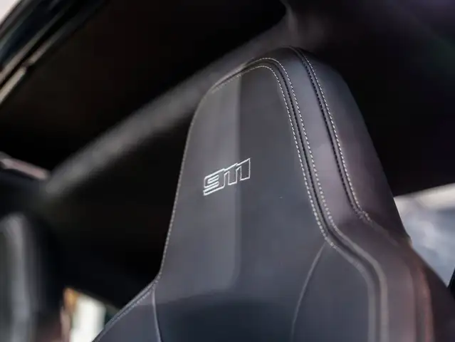 Porsche 911 view 15