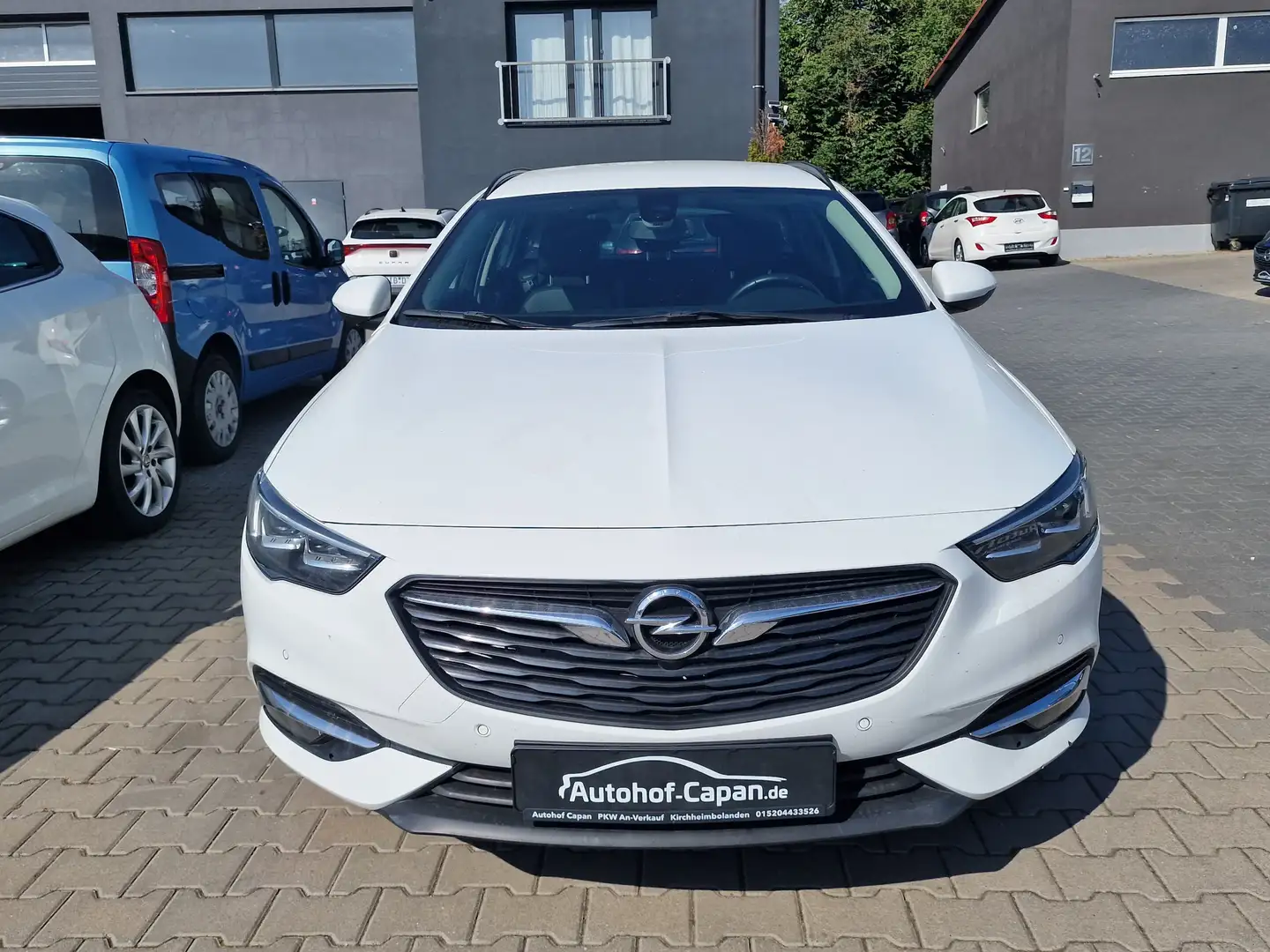 Opel Insignia Sports Tourer 2.0 Business Ed./1.Ha/Alu/PDC/Sitzh. Wit - 2