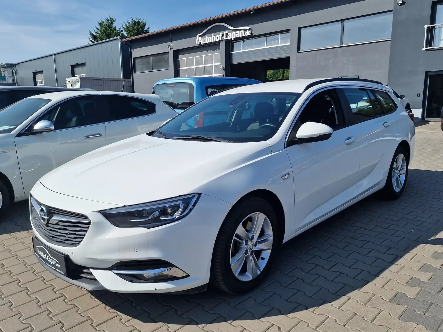 Opel Insignia Sports Tourer 2.0 Business Ed./1.Ha/Alu/PDC/Sitzh. Wit - 1