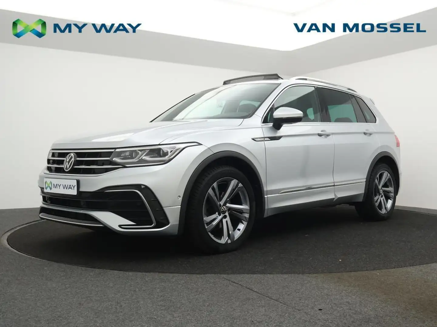 Volkswagen Tiguan Tiguan R-Line 1.5TSI 150PK *AUTOMAAT*R-LINE*PANO D Срібний - 1