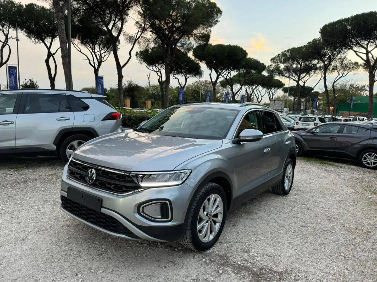 Volkswagen T-Roc 1.5tsi GPL LIFE 150cv ANDROID/CARPLAY SAFETYPACK Grigio - 1