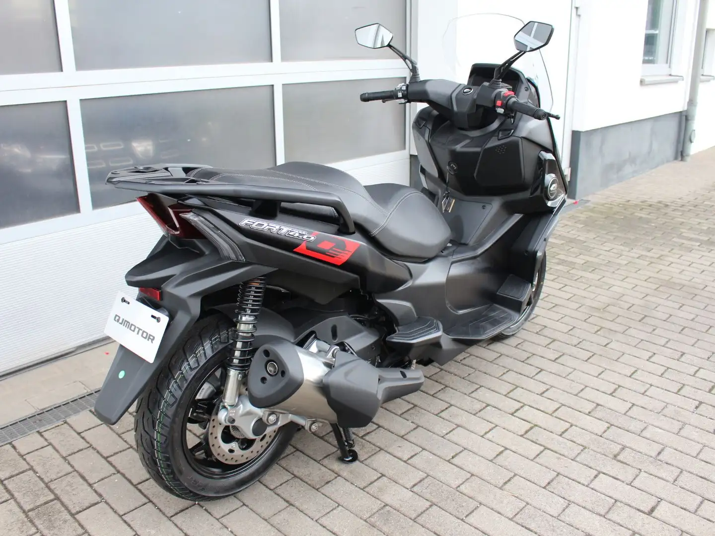 QJ Motor FORT 4.0 verschiedene Farben Schwarz - 2