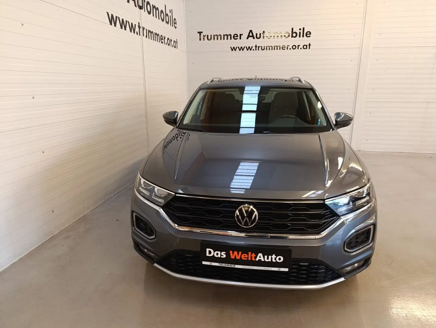 Volkswagen T-Roc Team Austria TSI ACT DSG Grau - 2