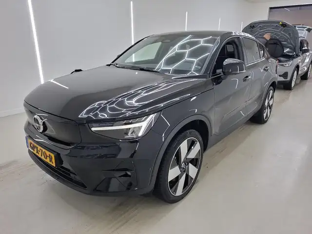 Volvo C40 252PK Extended Range Ultimate 82 kWh | Trekhaak |