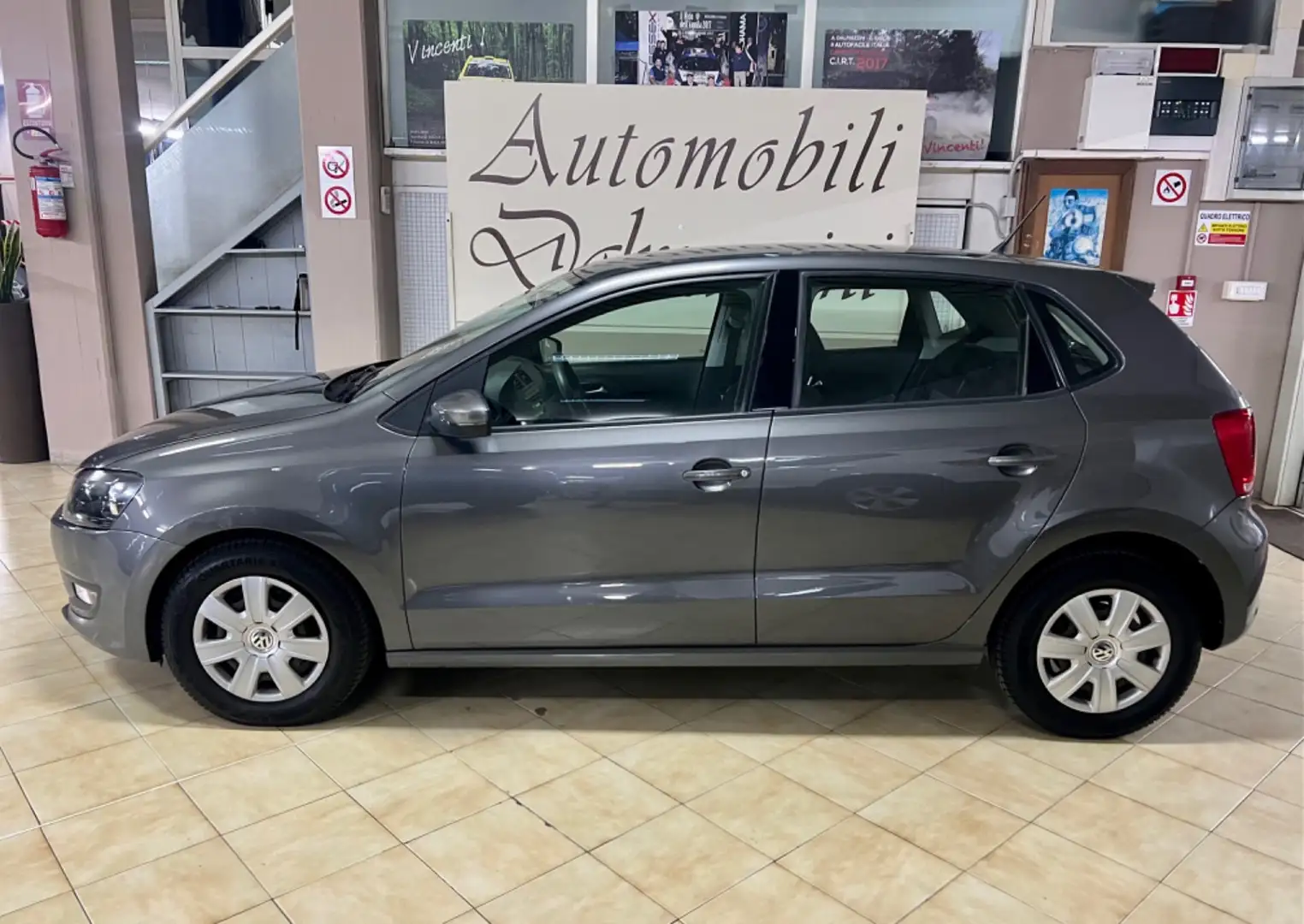 Volkswagen Polo 1.2 5p. Ok NEO PATENTATI Gris - 2
