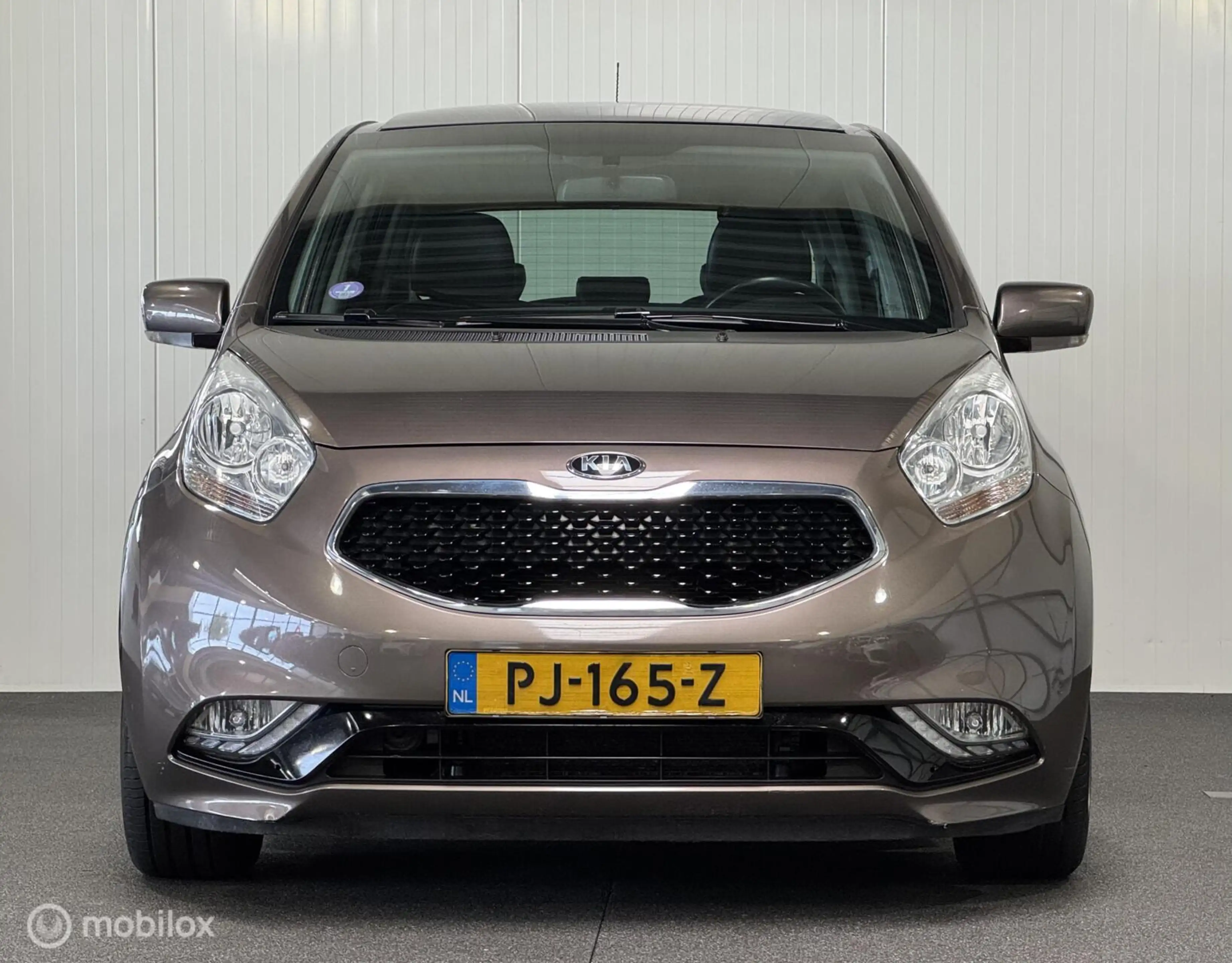 Kia Venga 1.4 CVVT Summer Edition [ NAP 1e eig. panorama ] — photo 4