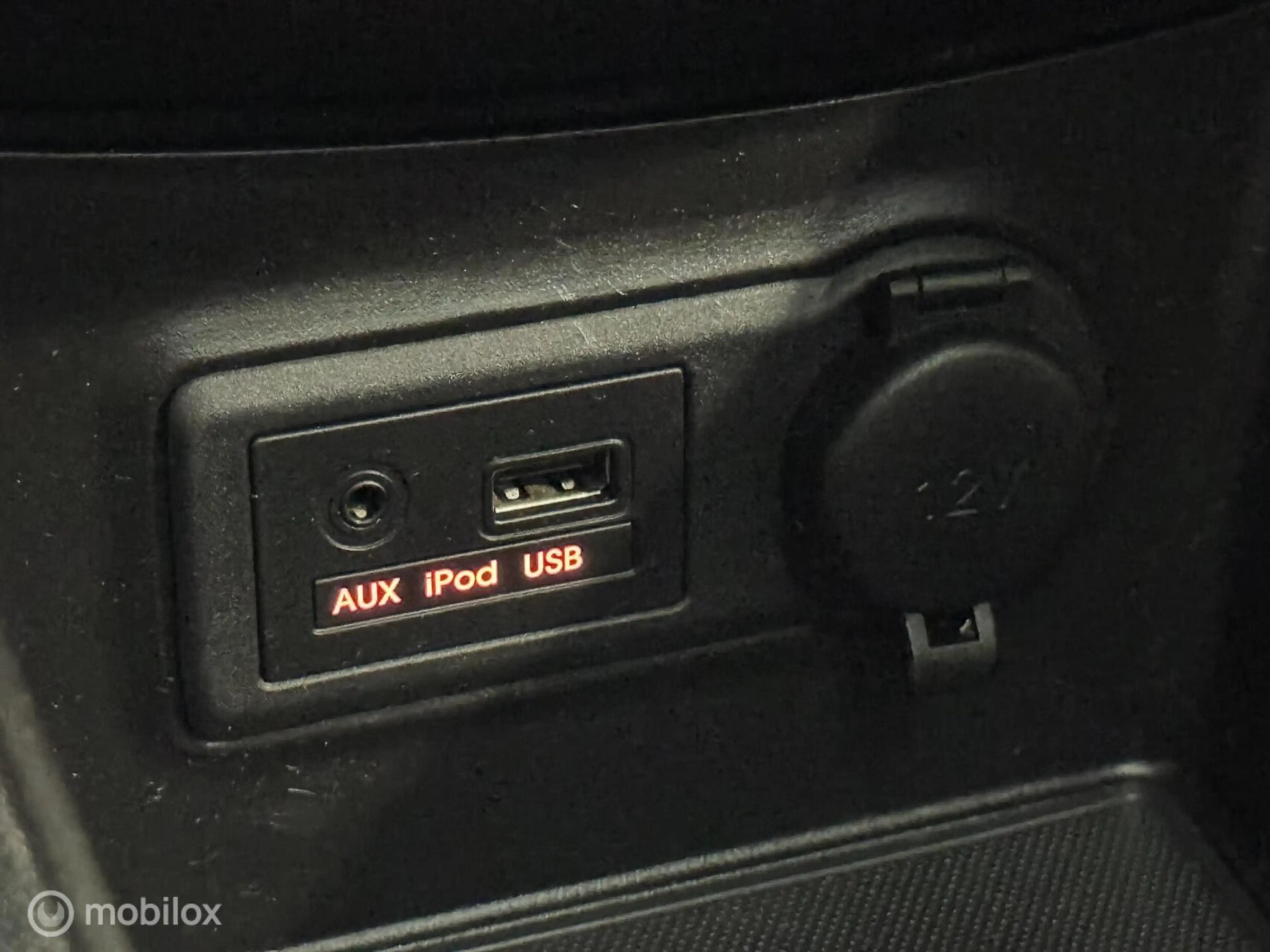 Kia Venga 1.4 CVVT Summer Edition [ NAP 1e eig. panorama ] — photo 21