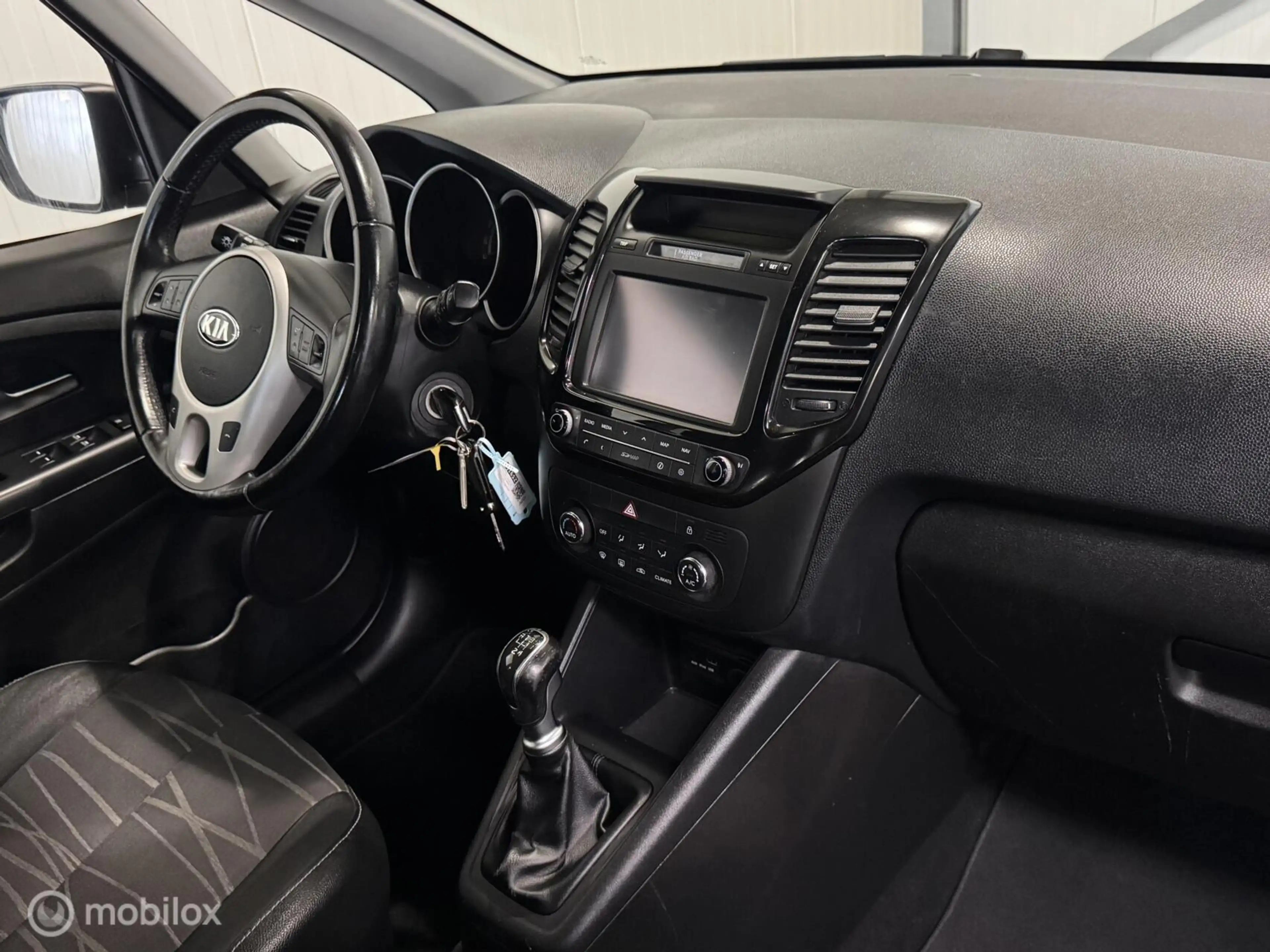 Kia Venga 1.4 CVVT Summer Edition [ NAP 1e eig. panorama ] — photo 17