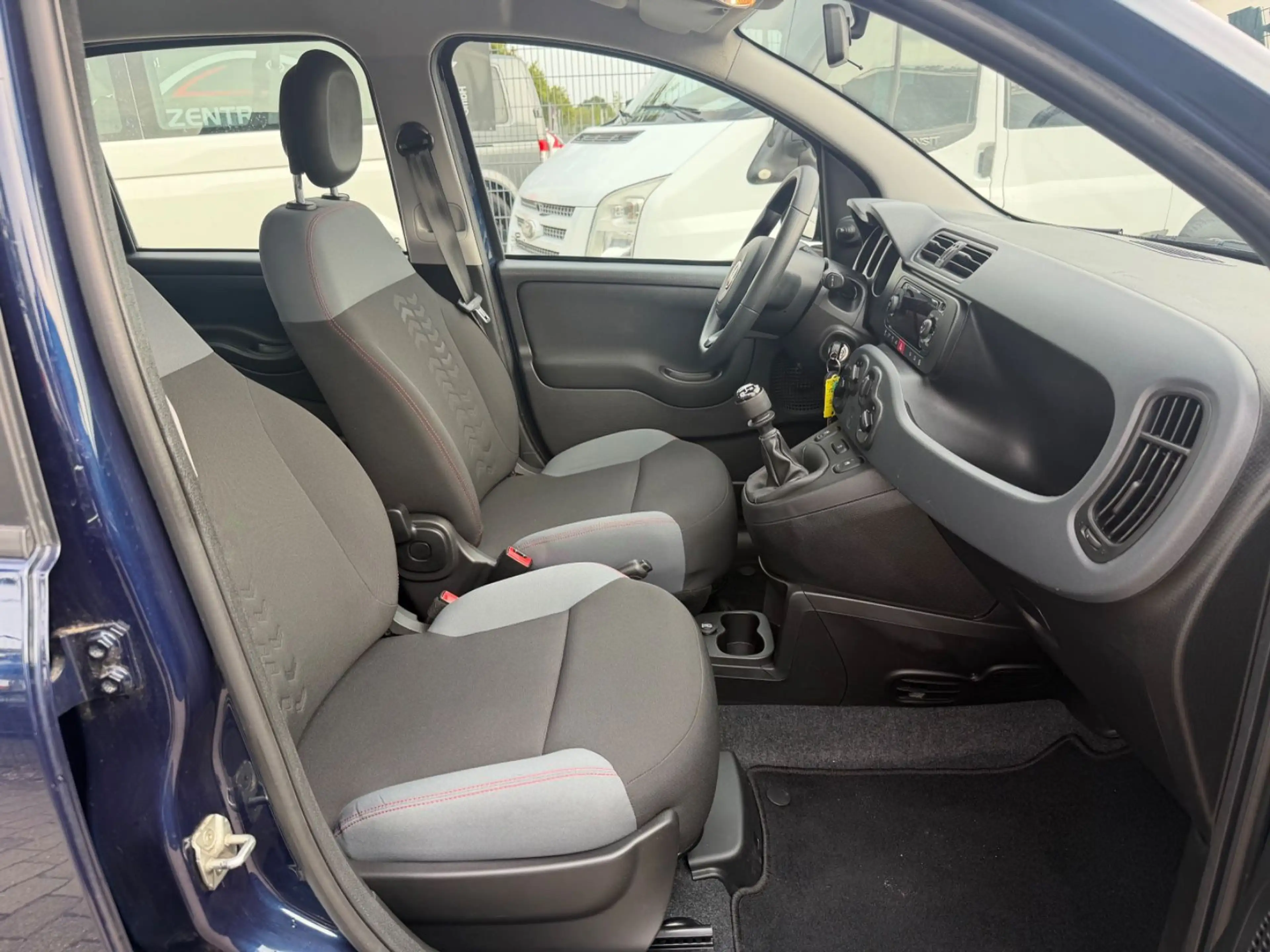 Fiat Panda 1.2 Easy TÜV Neu 1. Hand — photo 15