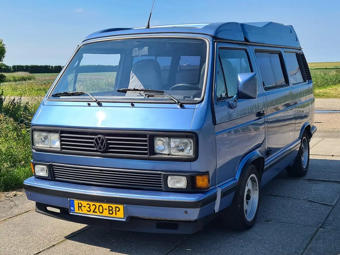 Volkswagen T3 blue star reimo - 1