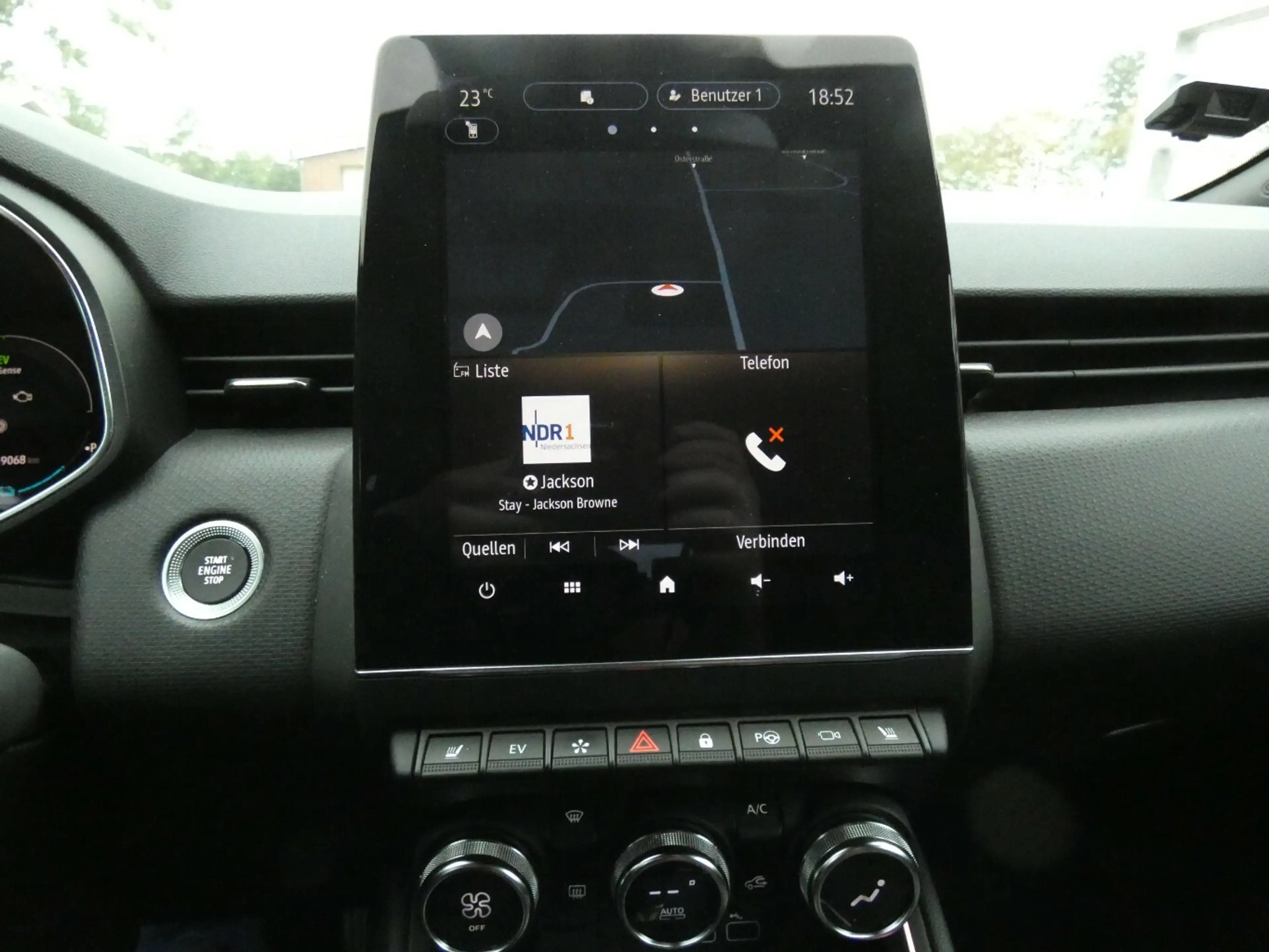 Mitsubishi Colt Top Hybrid / 94PS / Automatik — photo 15