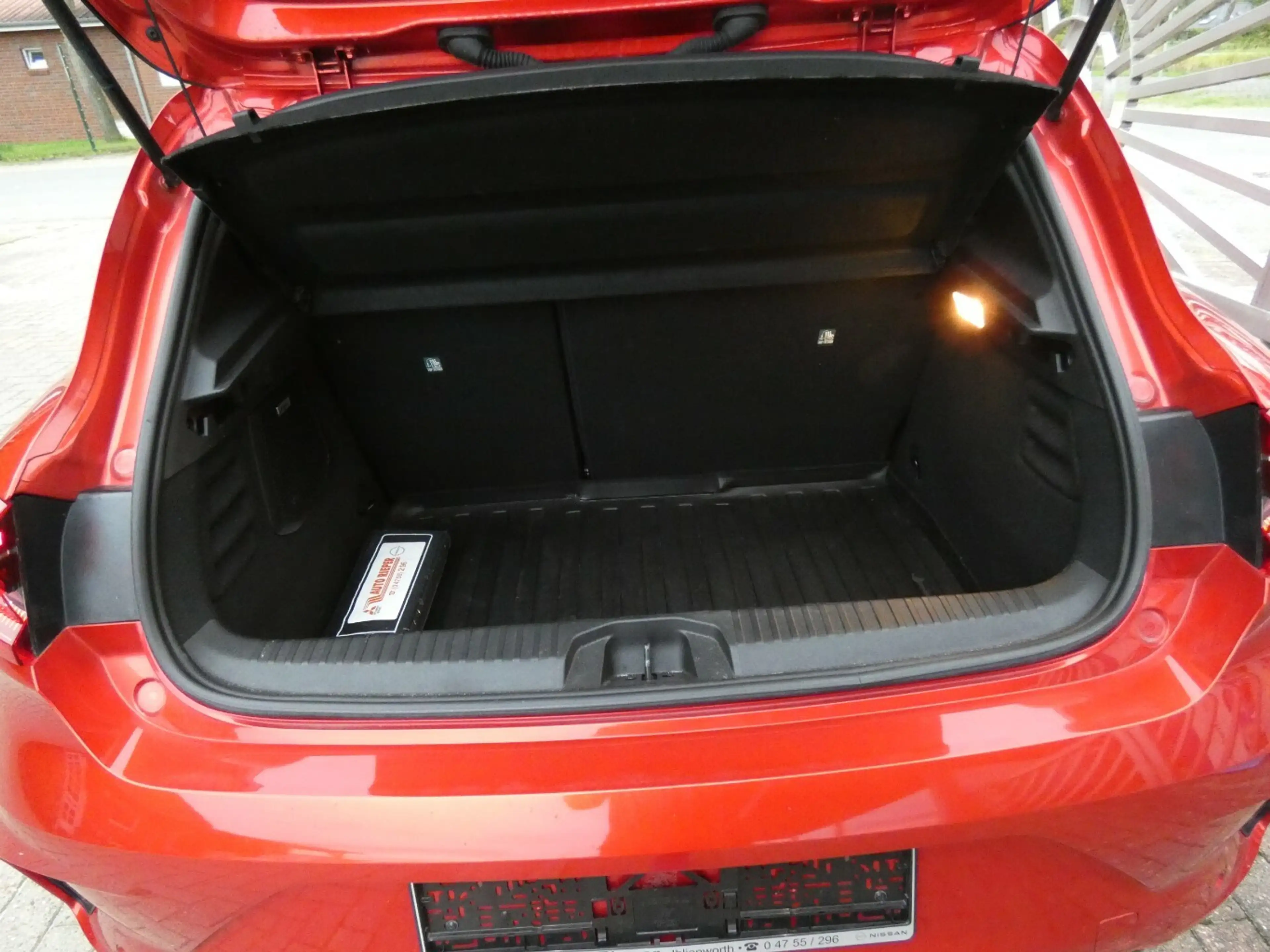 Mitsubishi Colt Top Hybrid / 94PS / Automatik — photo 5