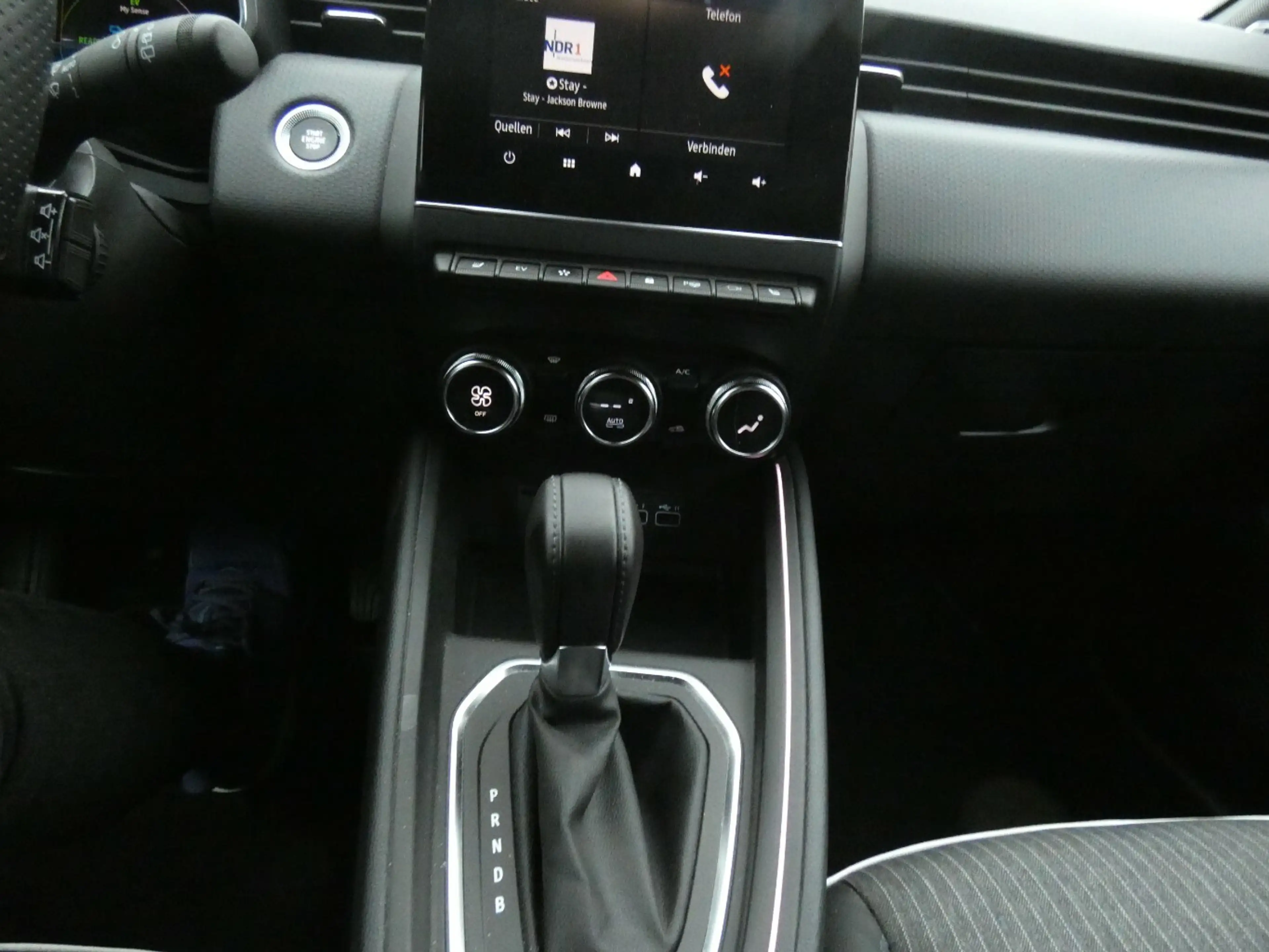 Mitsubishi Colt Top Hybrid / 94PS / Automatik — photo 14