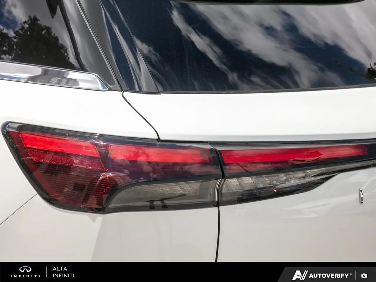 Infiniti QX60 fotografie Infiniti QX60