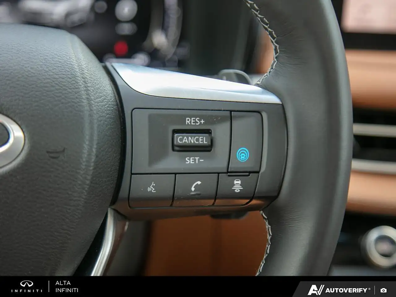 Infiniti QX60 fotografie Infiniti QX60