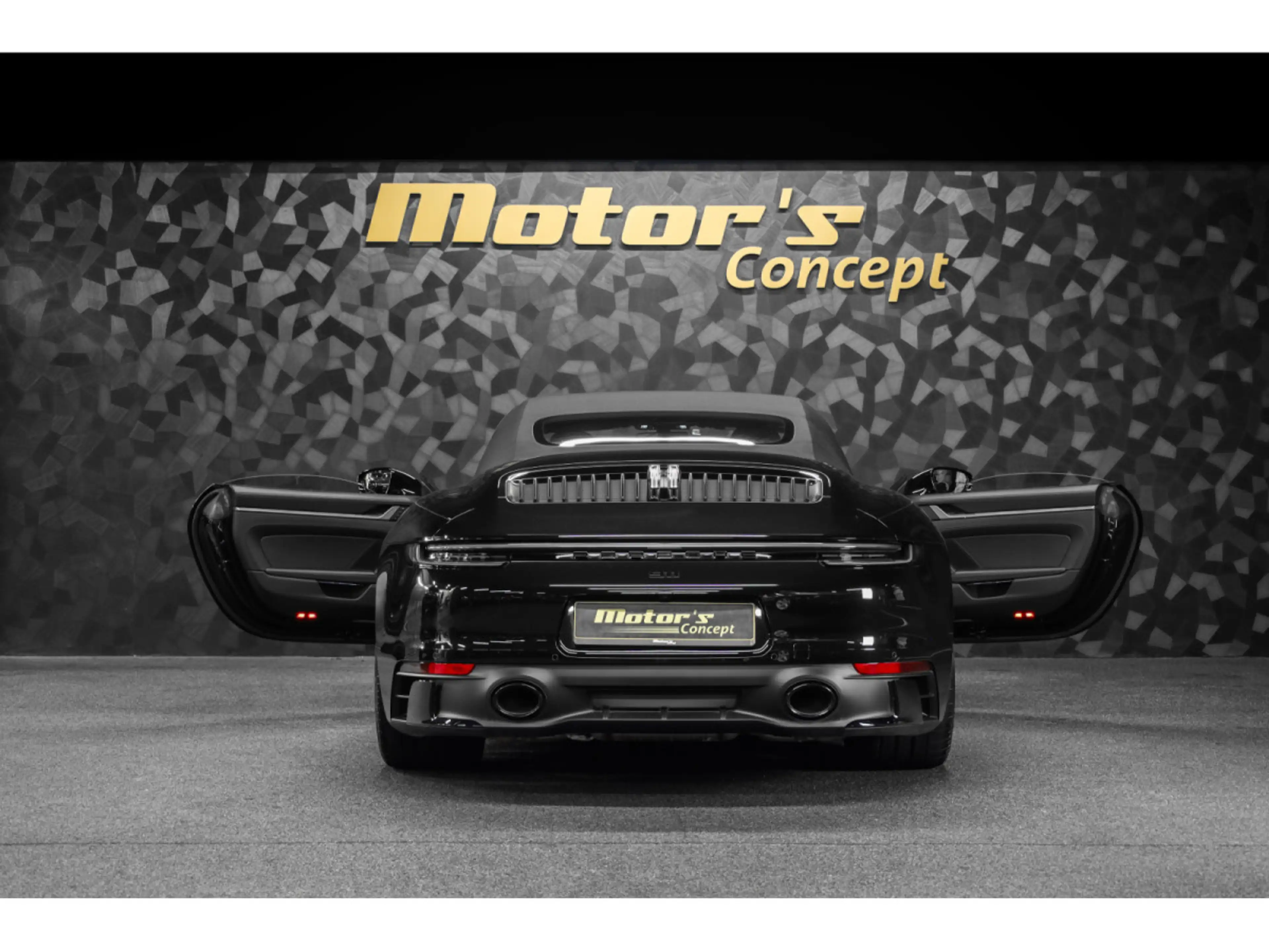 Porsche 992 CARRERA 4 GTS CABRIOLET PDK — photo 5