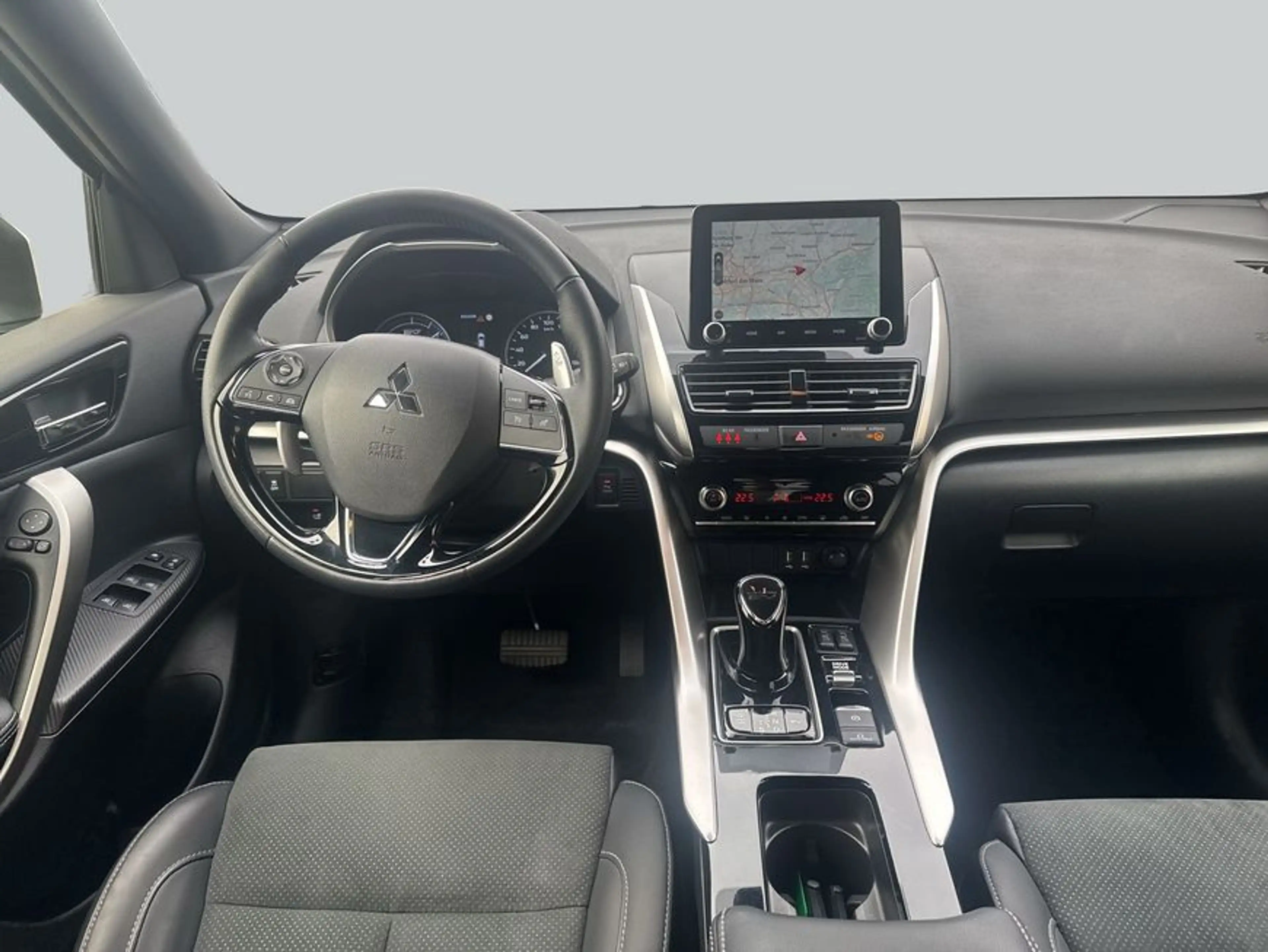 Mitsubishi Eclipse Cross Plug-In Hybrid 4WD Plus — photo 14