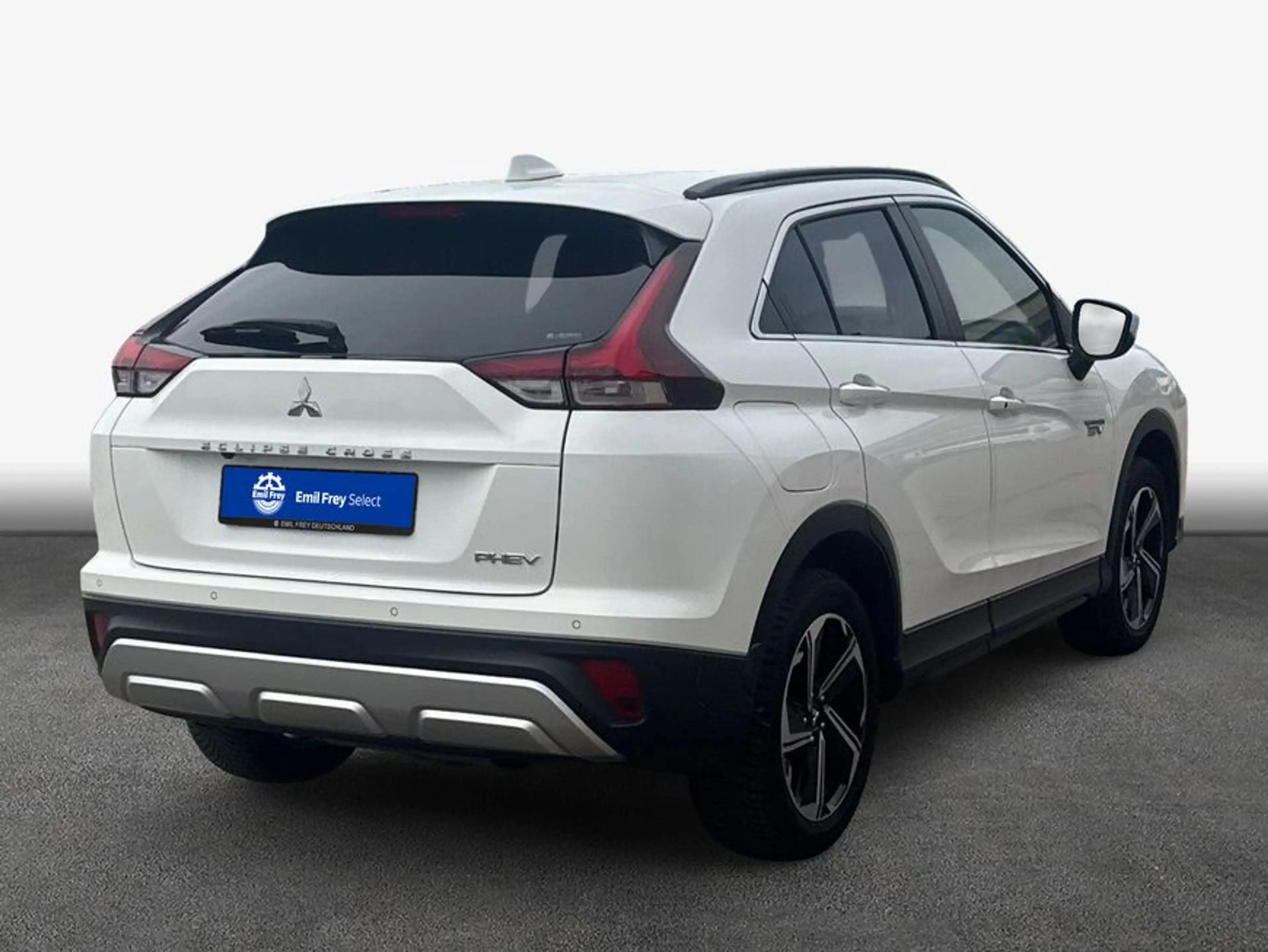 Mitsubishi Eclipse Cross Plug-In Hybrid 4WD Plus — photo 2