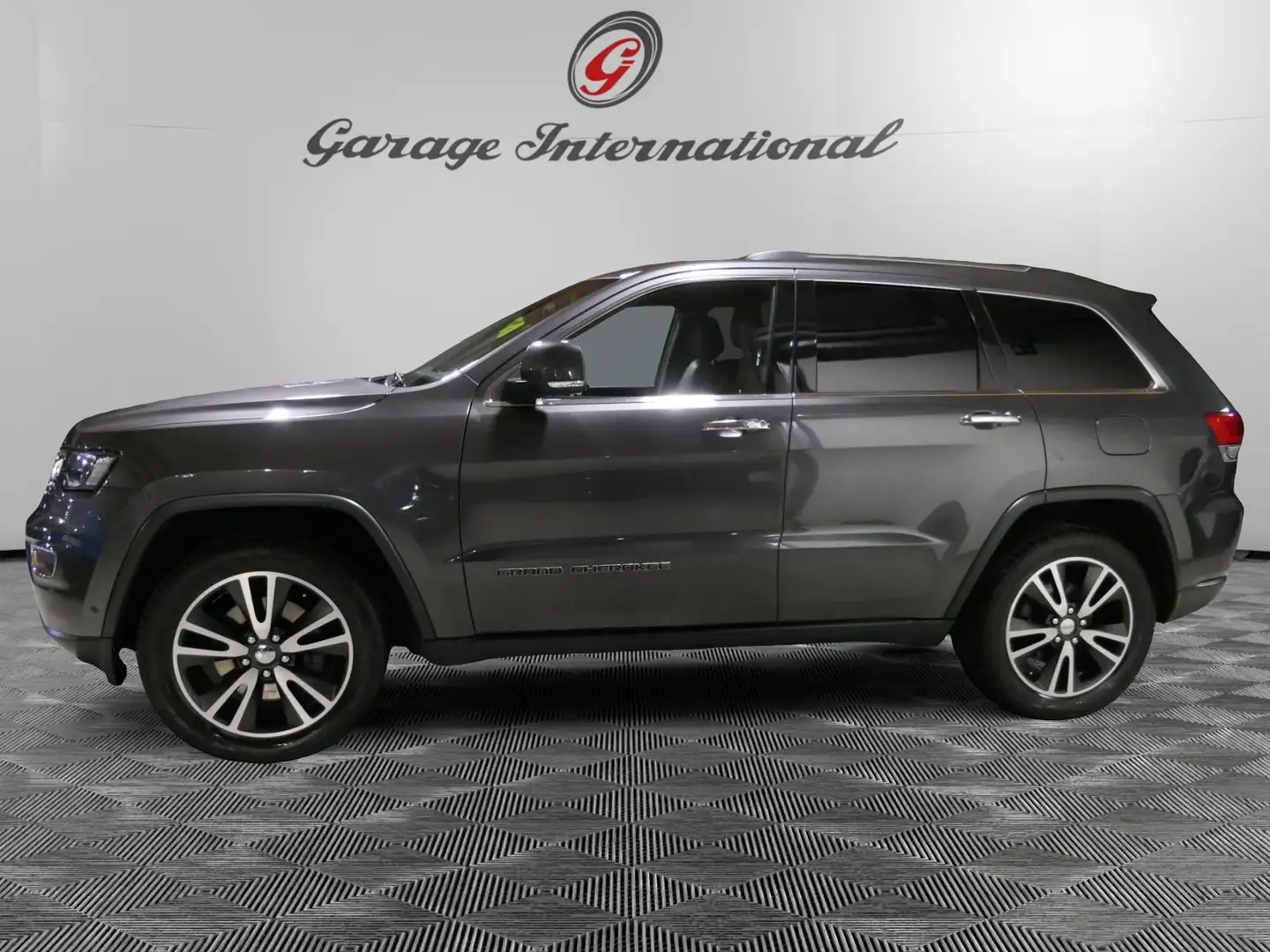 Jeep Grand Cherokee Grand Cherokee 3.0 V6 CRD 250 CV Multijet II Limi Gris - 2