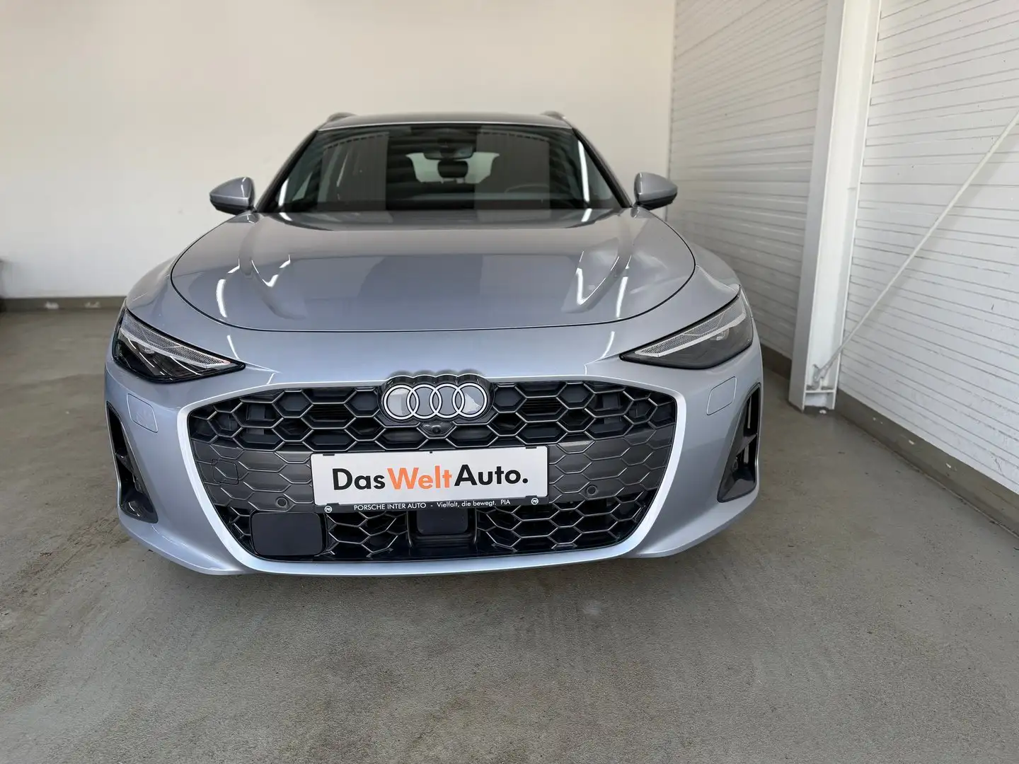Audi A6 TFSI 150 kW Silber - 2