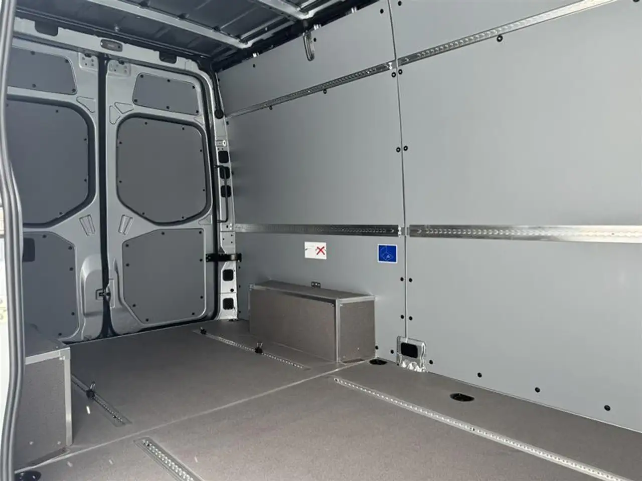 Mercedes-Benz Sprinter снимка Mercedes-Benz Sprinter