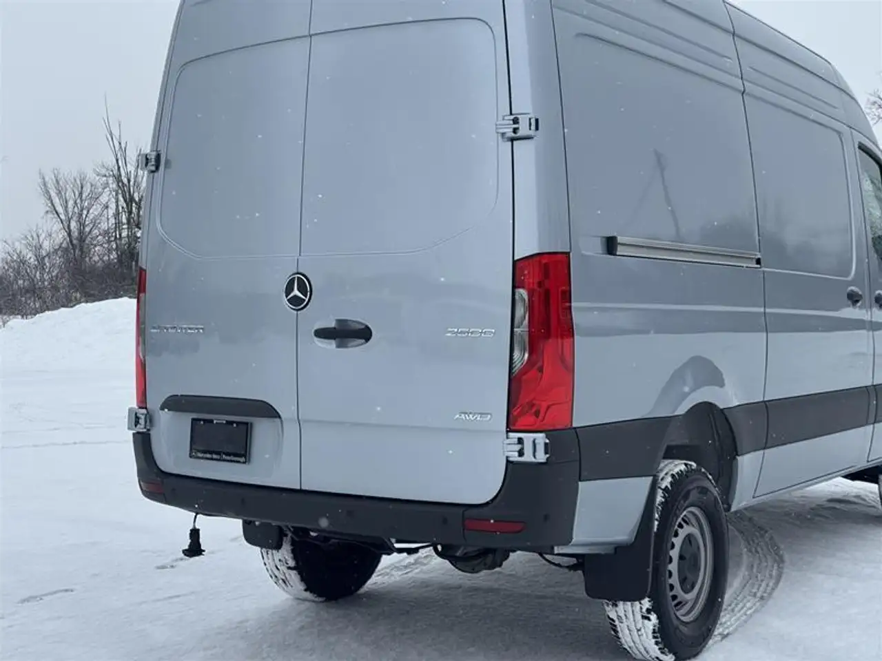 Mercedes-Benz Sprinter снимка Mercedes-Benz Sprinter