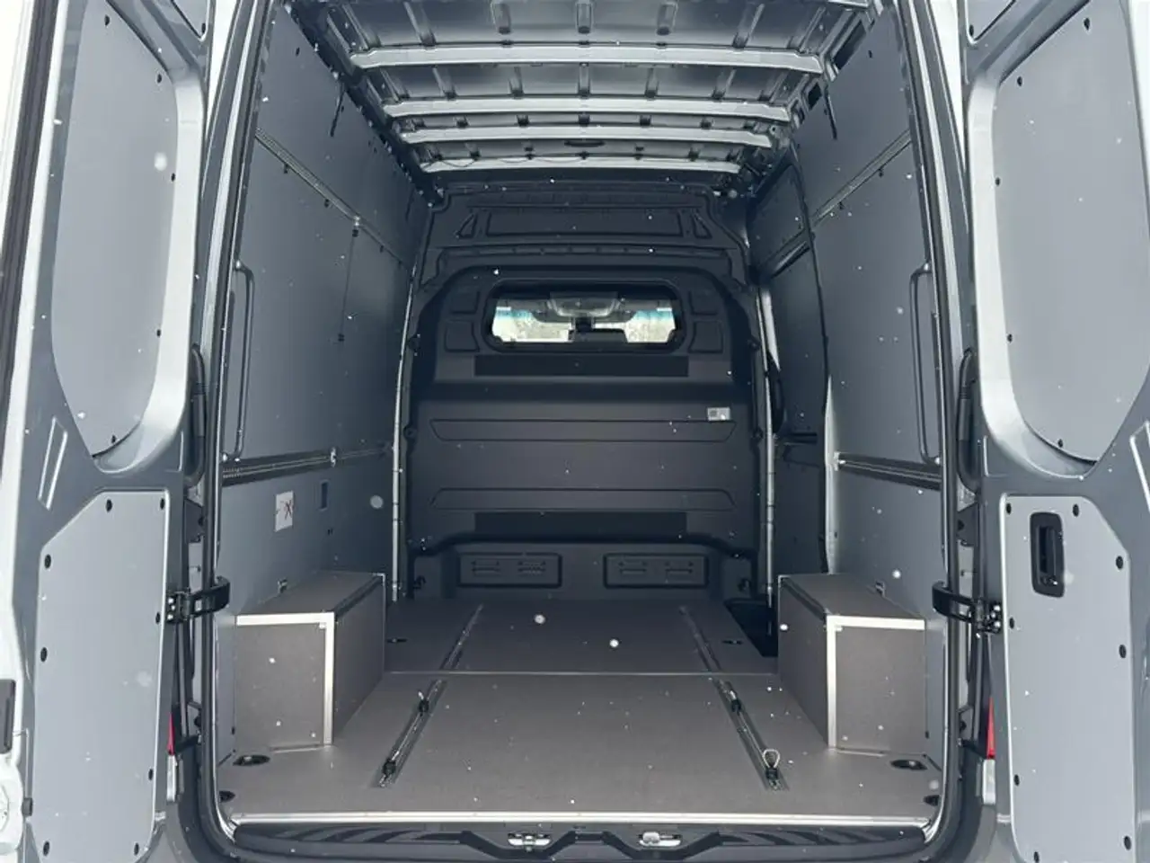 Mercedes-Benz Sprinter снимка Mercedes-Benz Sprinter