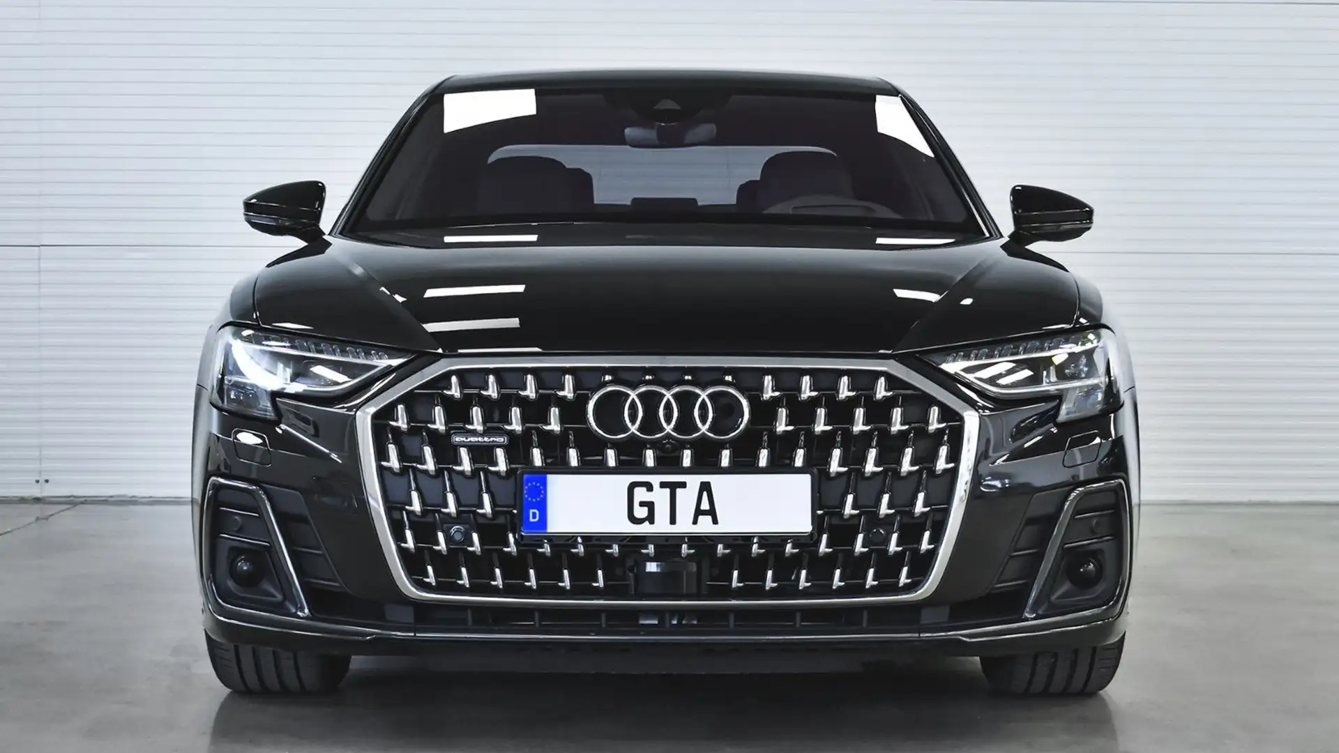 Audi A8 55 TFSI Quattro Schwarz - 1