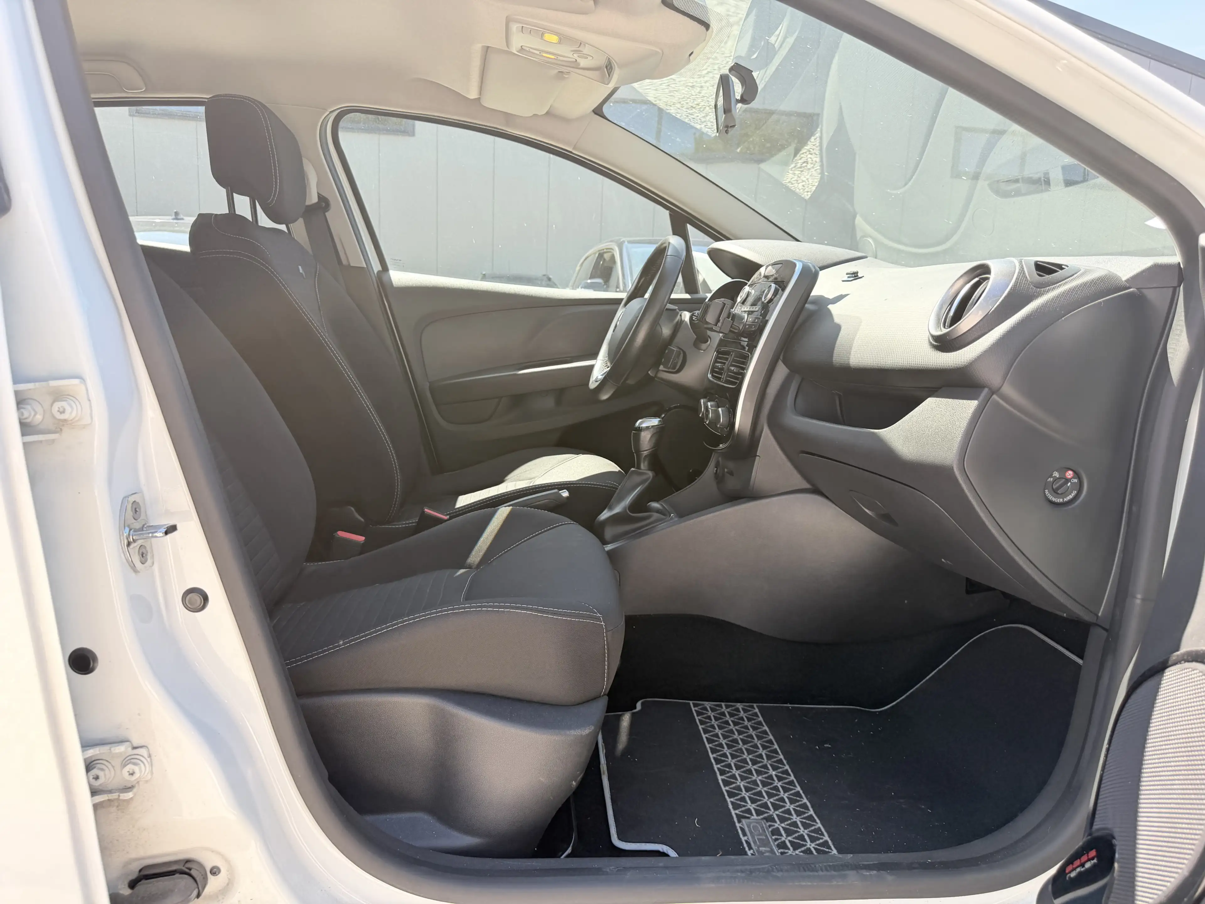 Renault Clio LIMITED+TEMPOMAT*KLIMA — photo 11