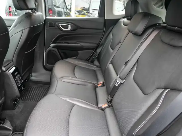 Jeep Compass view 8