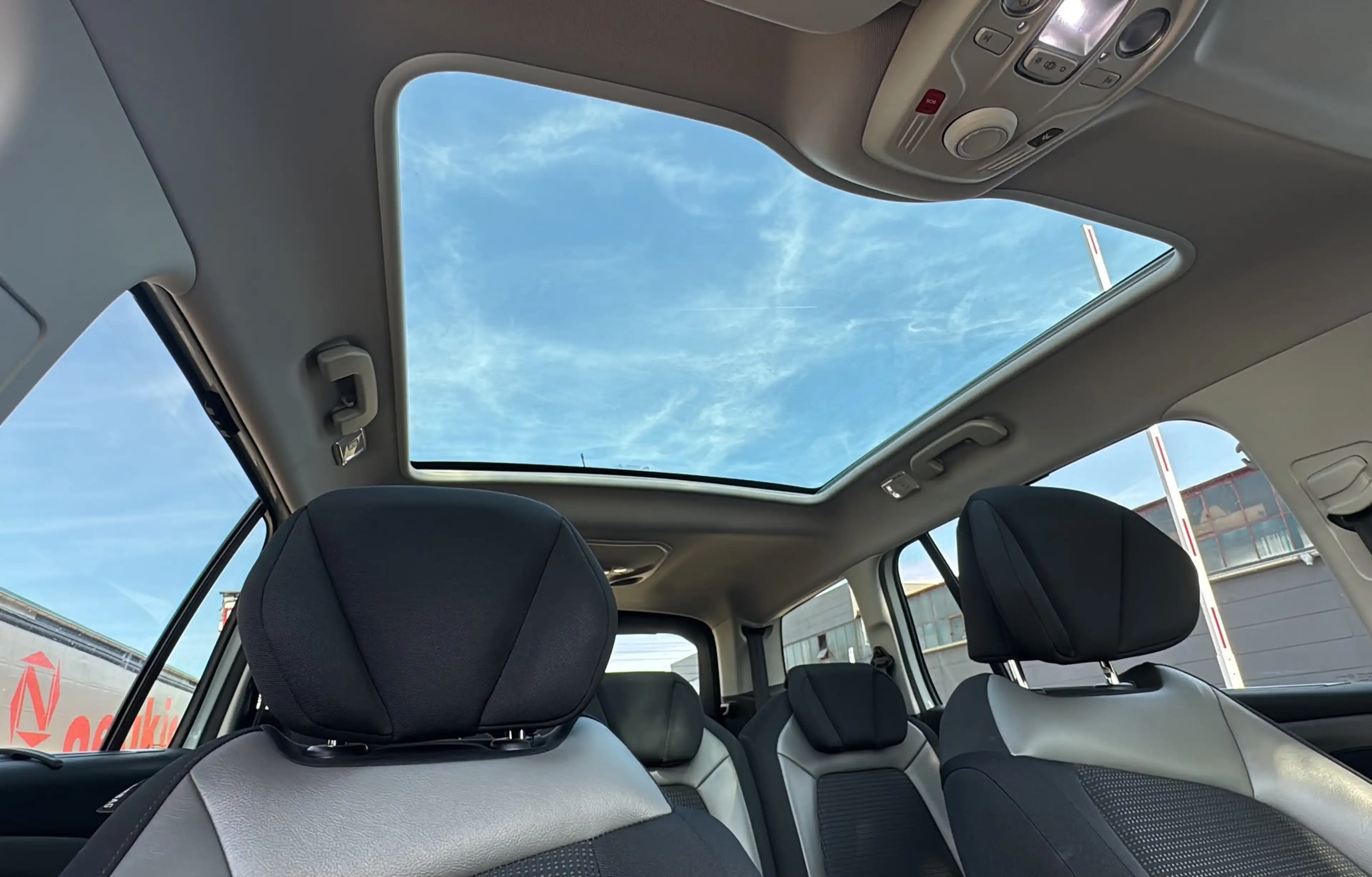Citroen Grand C4 Picasso Exclusiv | Panorama 7-Sitze — photo 9