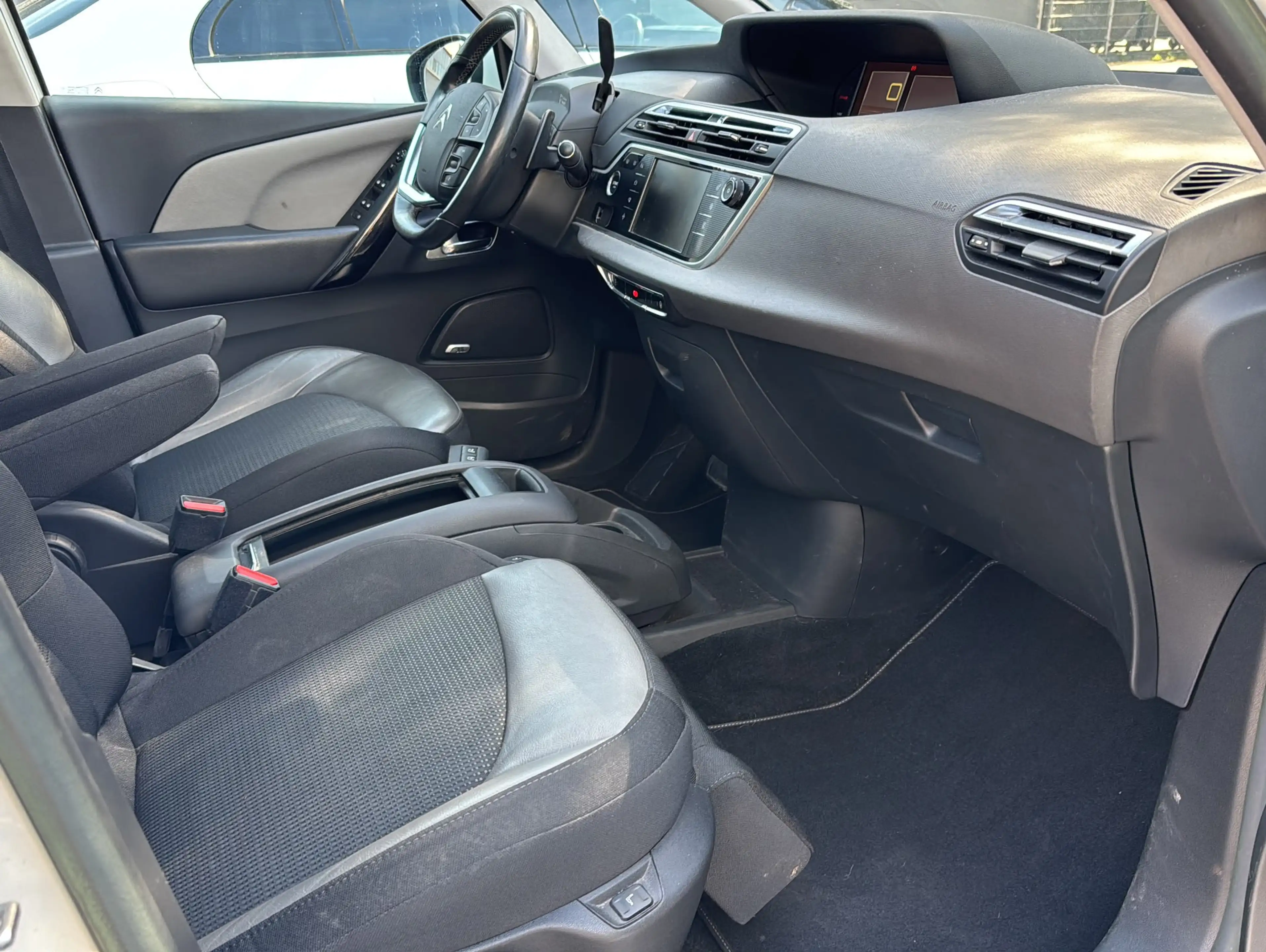 Citroen Grand C4 Picasso Exclusiv | Panorama 7-Sitze — photo 14