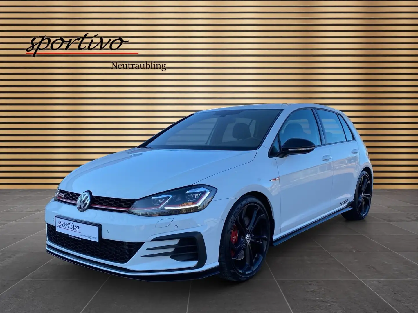 Volkswagen Golf VII GTI TCR/Akrapovic/19" Reifnitz/ACC/Kam. Weiß - 1