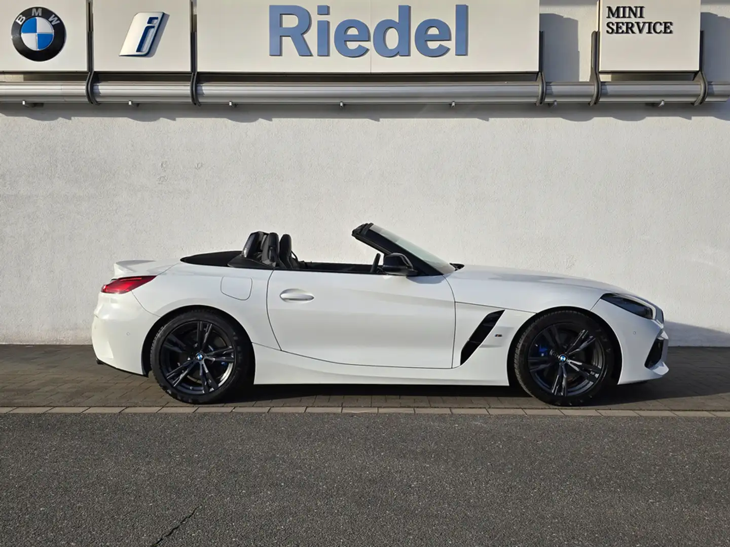 BMW Z4 M40i ACC Head-Up HIFI adapLED adapFahrwerk Weiß - 2