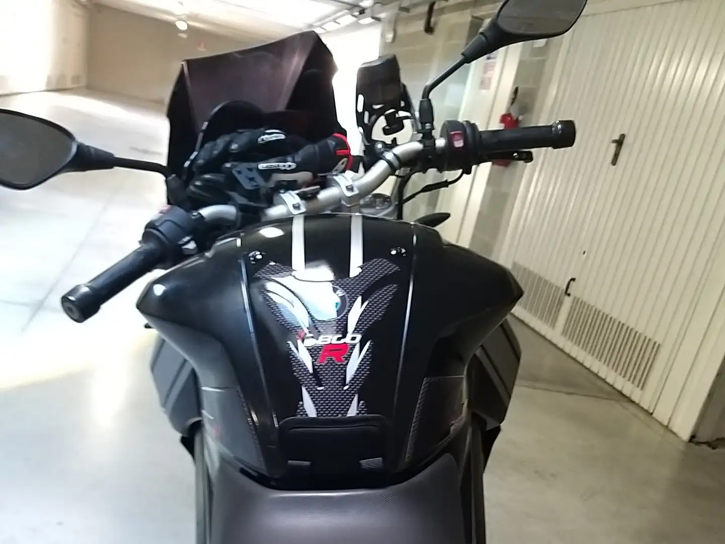 BMW F 800 R con abs Černá - 1