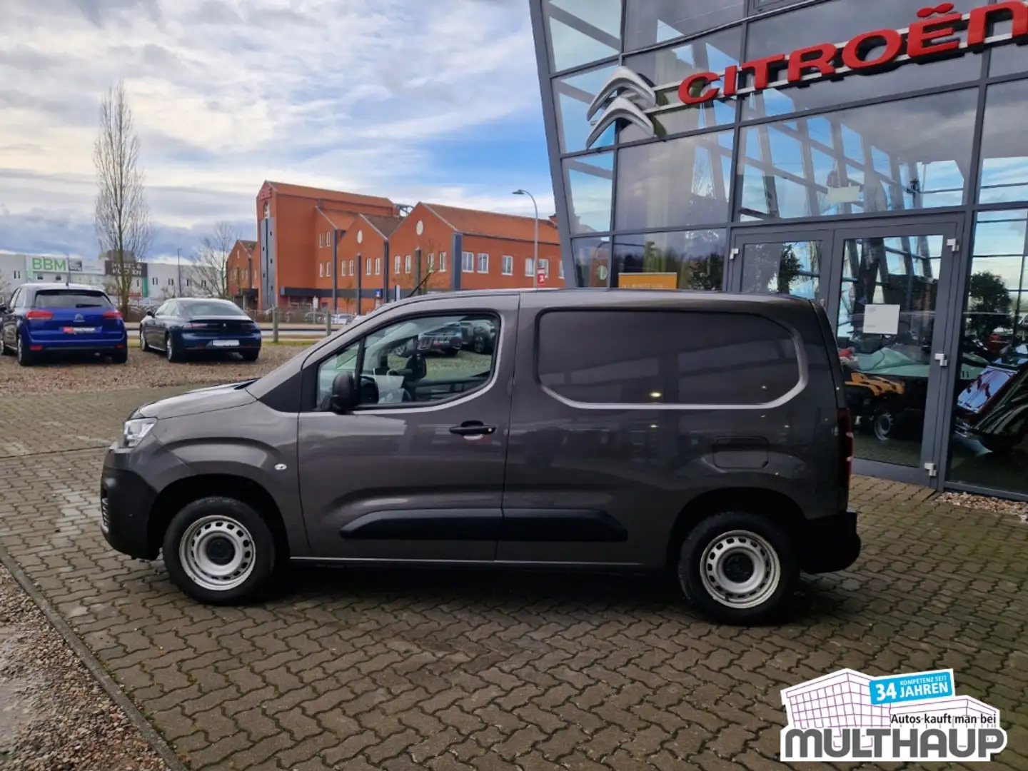 Citroen Berlingo Kasten Club M L1 BlueHDi 100 + SHZ Grau - 2