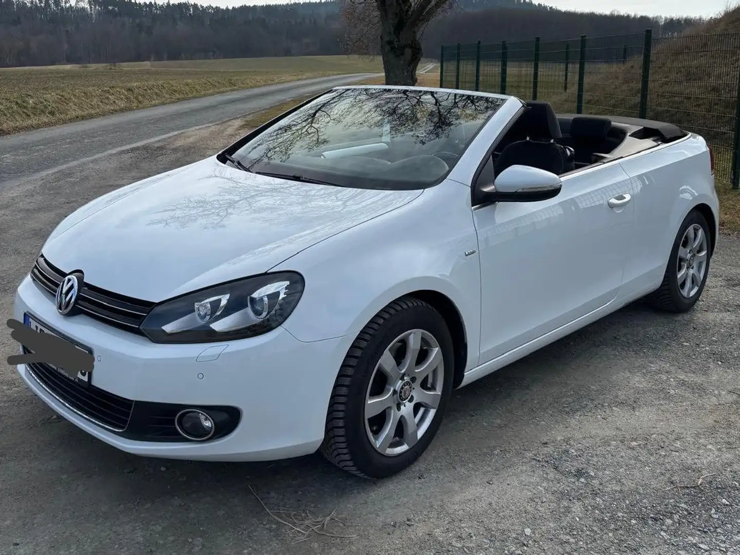 Volkswagen Golf Cabriolet Golf Cabrio 2.0 TDI BlueMotion Technology Cup Weiß - 1