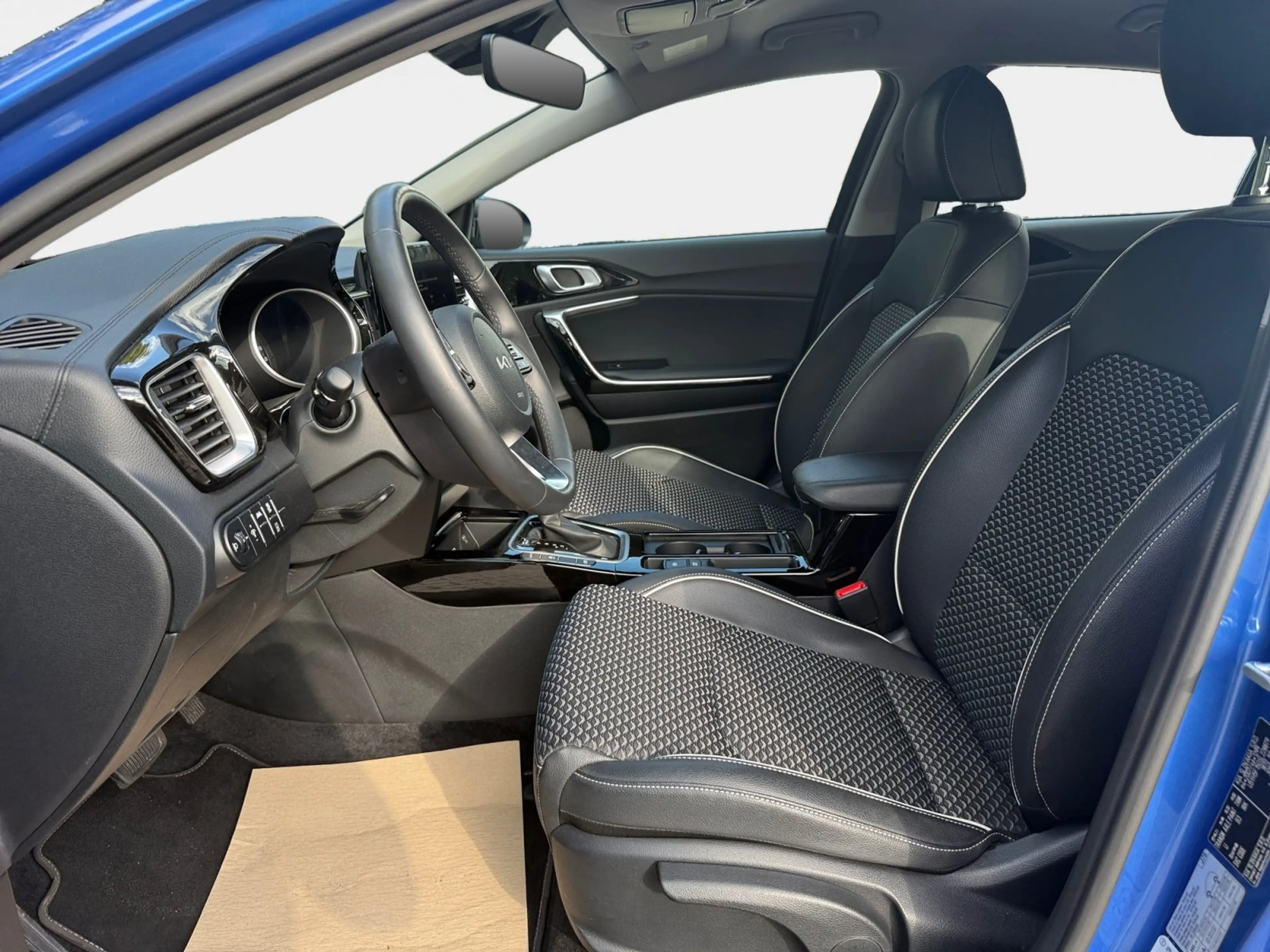 Kia XCeed 1.5 T-GDI Vision AUT*Kamera*ACC*Navi*SHZ — photo 8