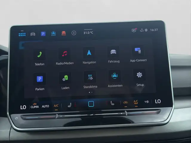 Volkswagen Golf view 12