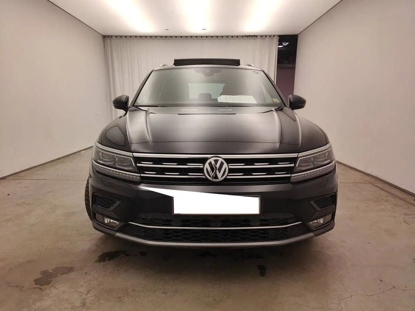 Volkswagen Tiguan Tiguan 1.5 TSI ACT OPF Zwart - 1