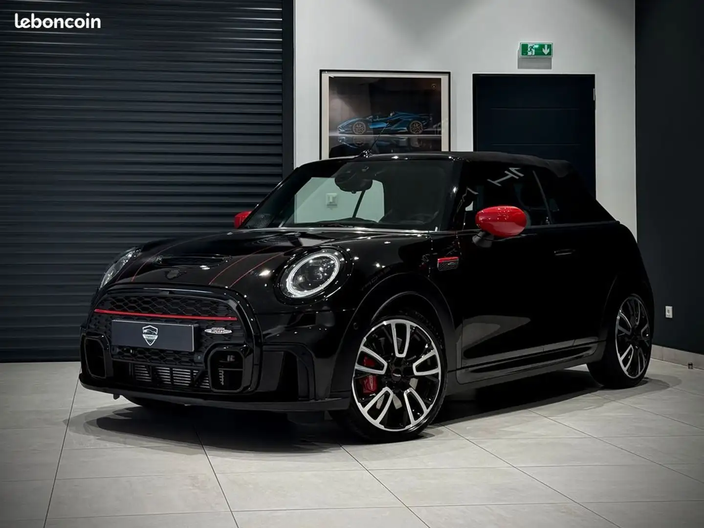 MINI One COOPER II CABRIOLET FACELIFT JOHN WORKS F57 (JCW) EDITION EXCLUSIVE 2.0i 231 CH BVA8 PACK BLACK HARMAN KARDON FULL LED SI Noir - 1