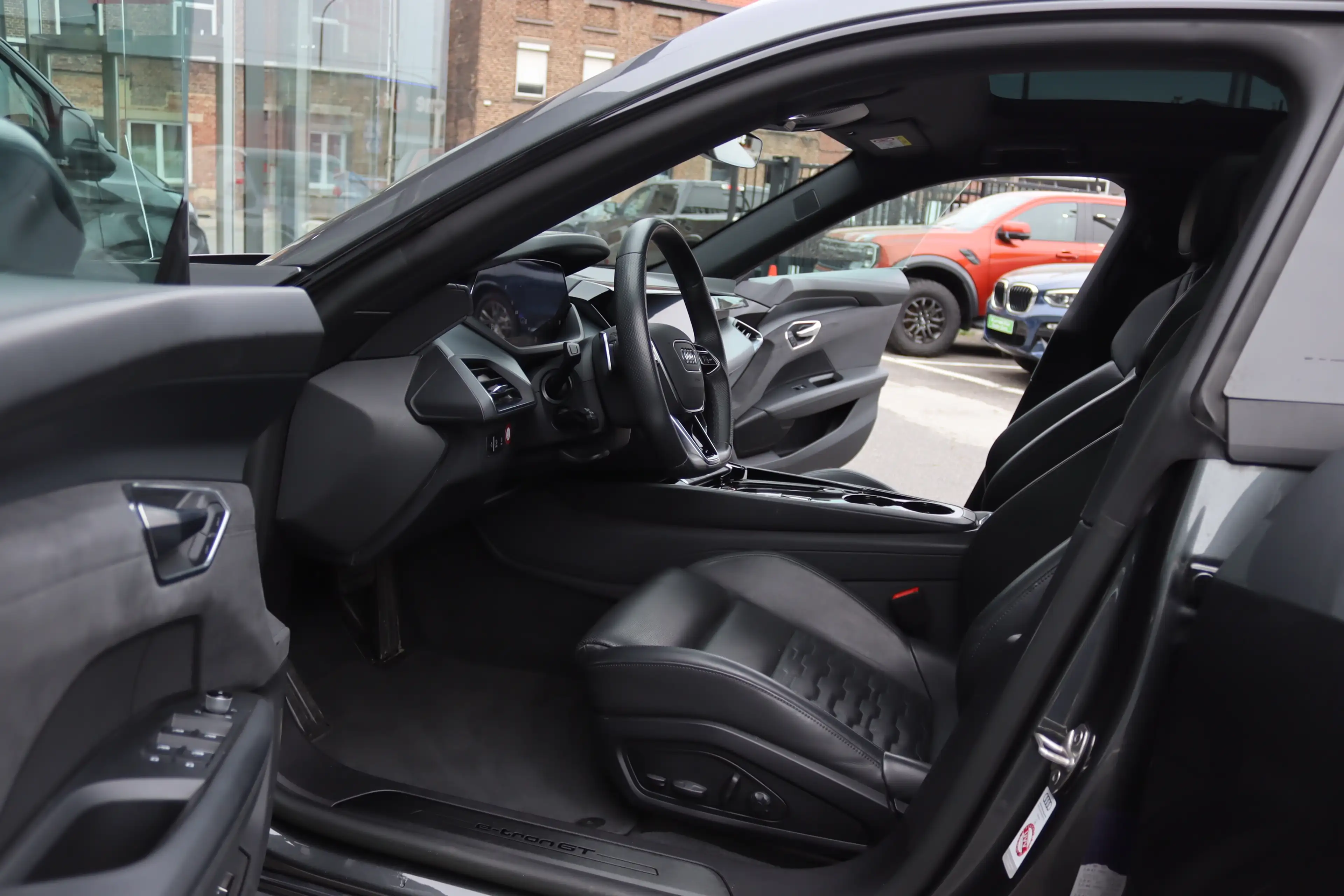 Audi e-tron GT E-Tron GT 93.4 kWh 60 QUATTRO S-LINE INT&EXT SHADOW-LINE FULL OPTIONS — photo 7